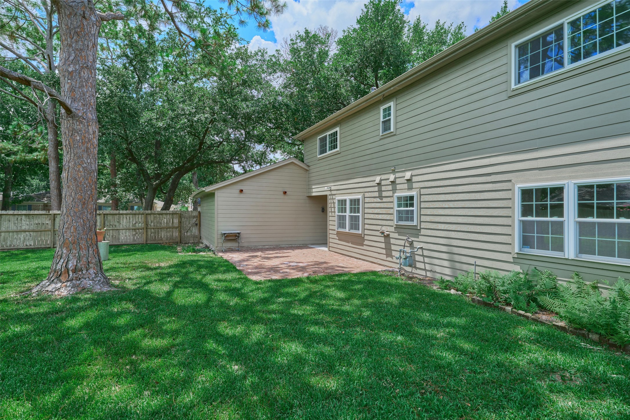 12402 Stafford Springs Drive Property Photo 33