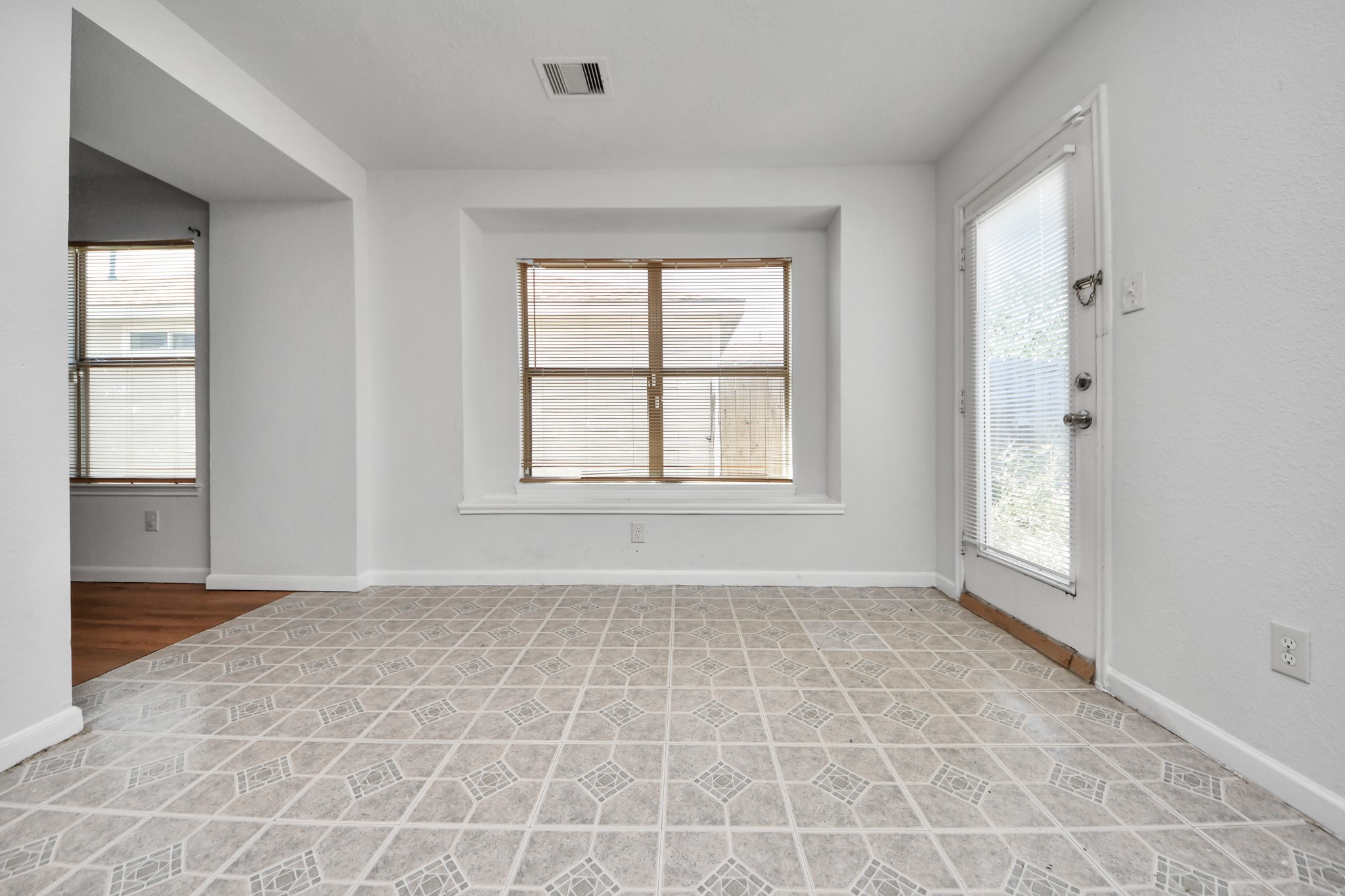 7919 Cypress Edge Drive Property Photo 14