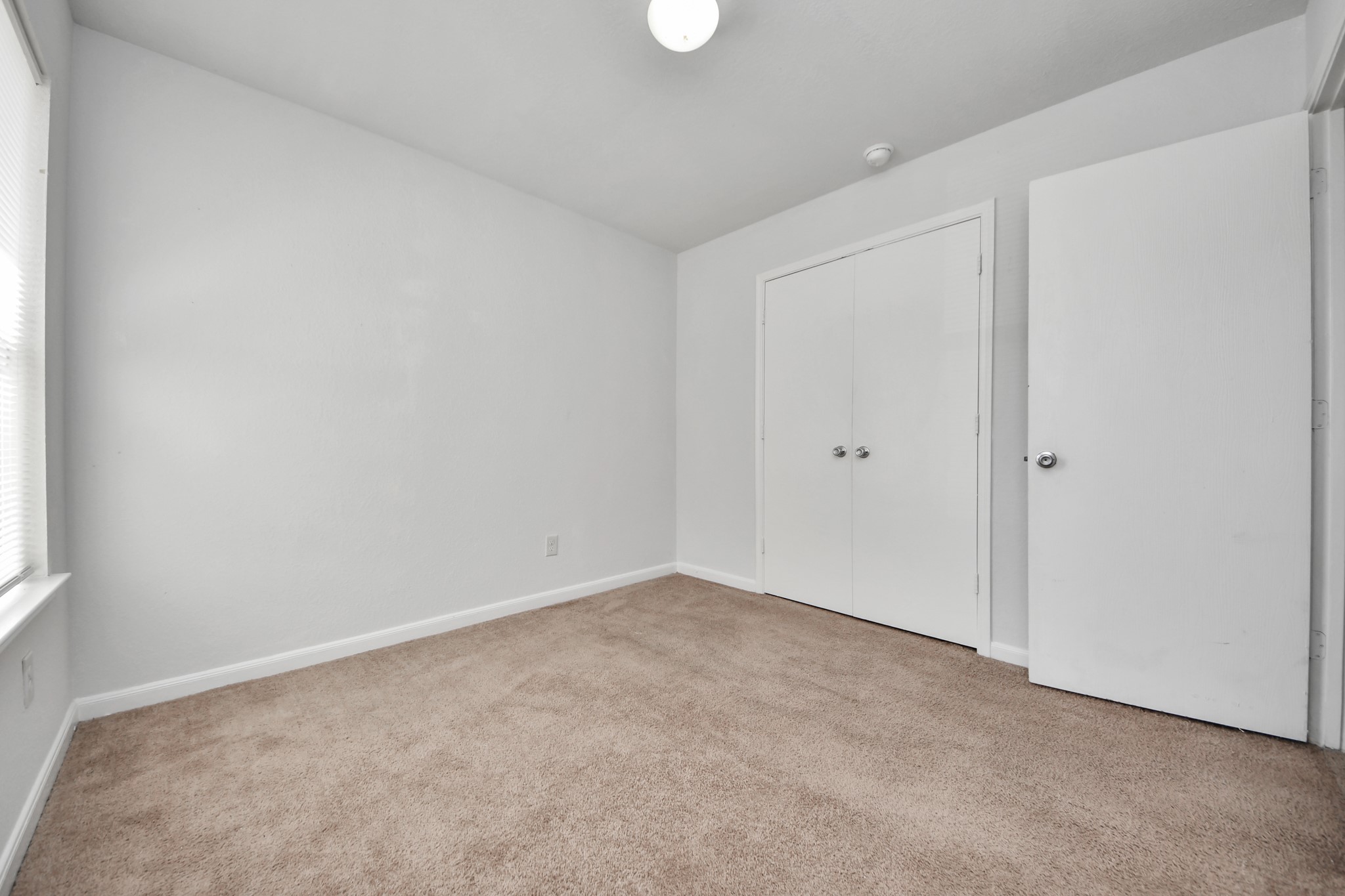 7919 Cypress Edge Drive Property Photo 28