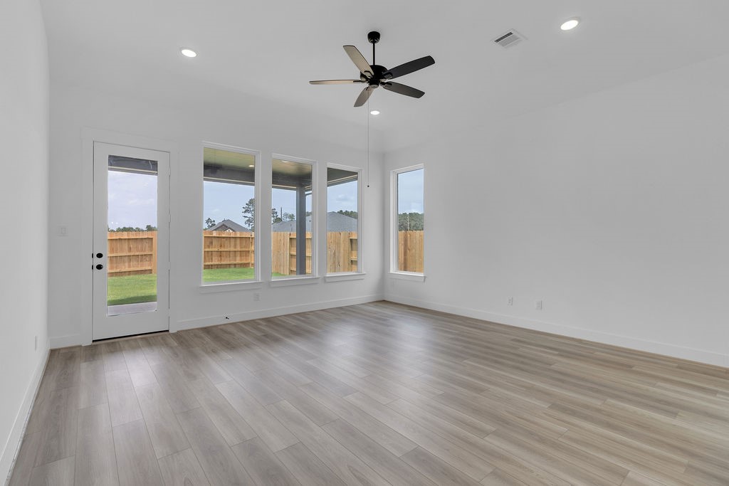 7522 Striped Maple Drive Property Photo 11