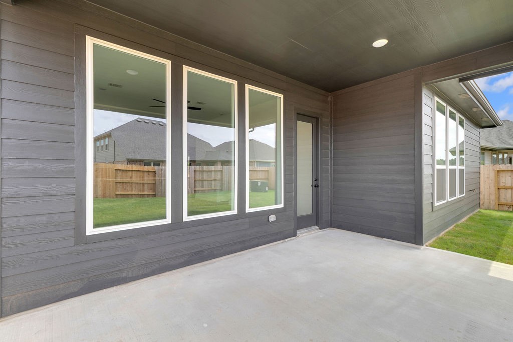 7522 Striped Maple Drive Property Photo 26