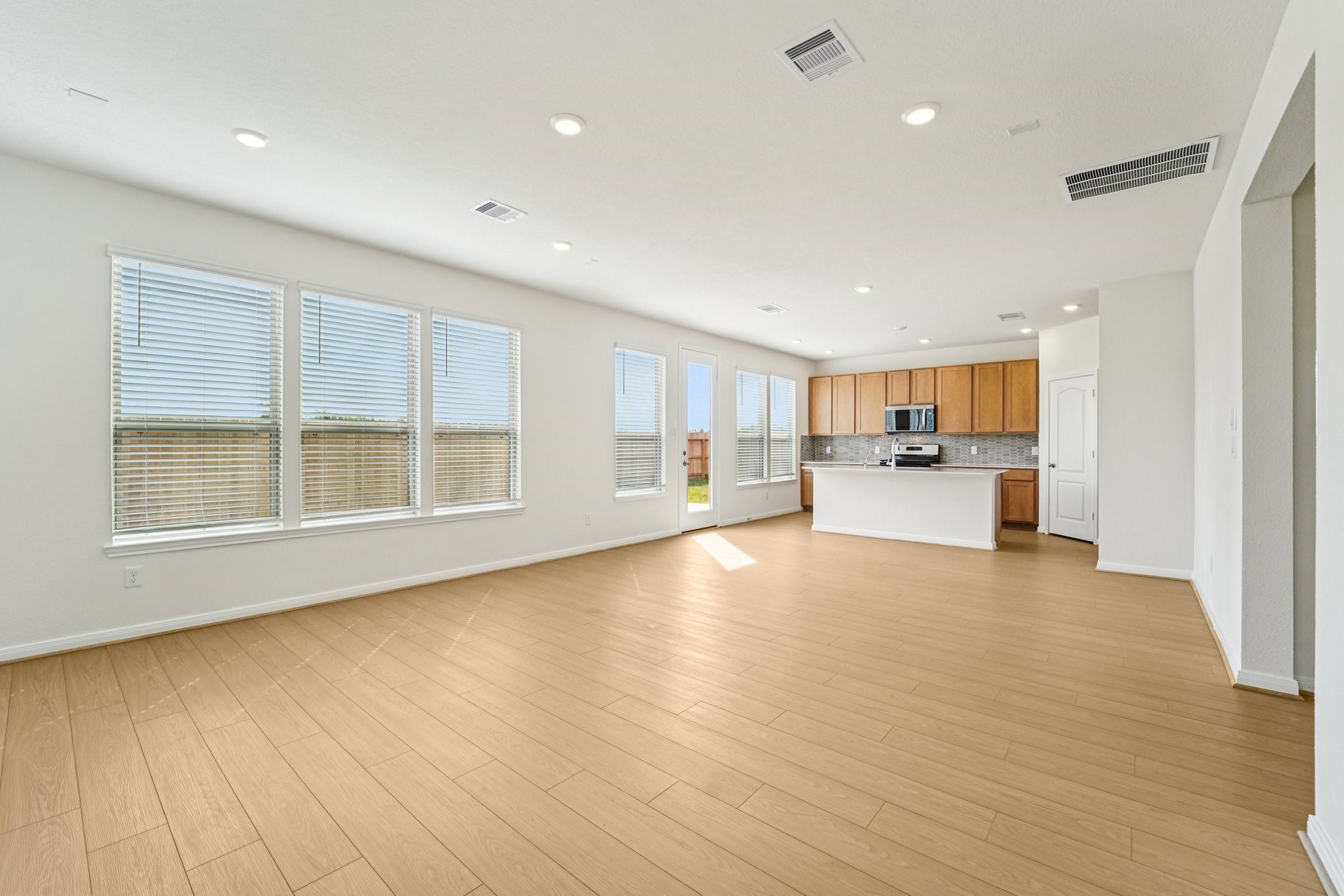 1403 Grand Olympia Drive Property Photo 15