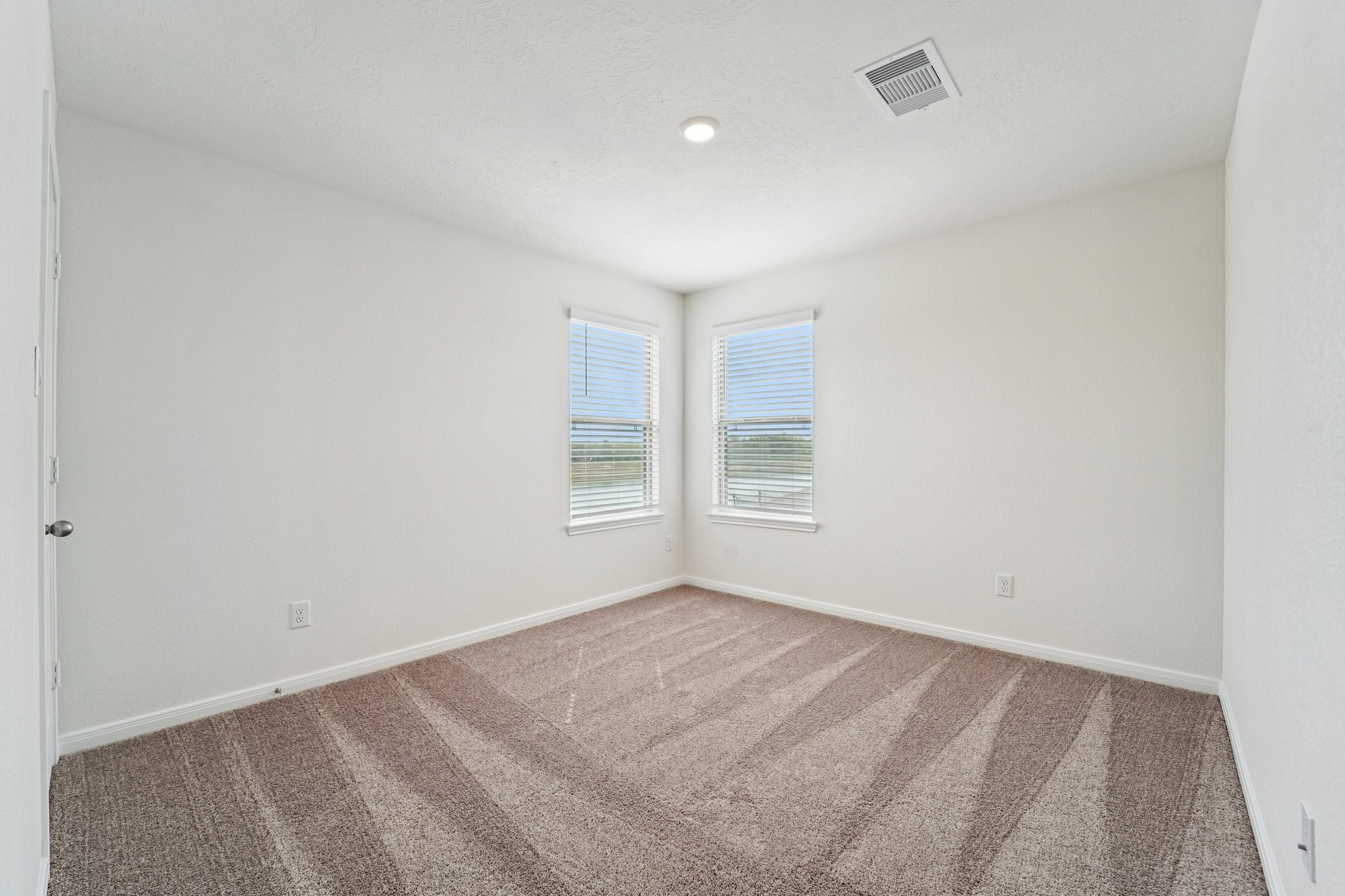 1403 Grand Olympia Drive Property Photo 22