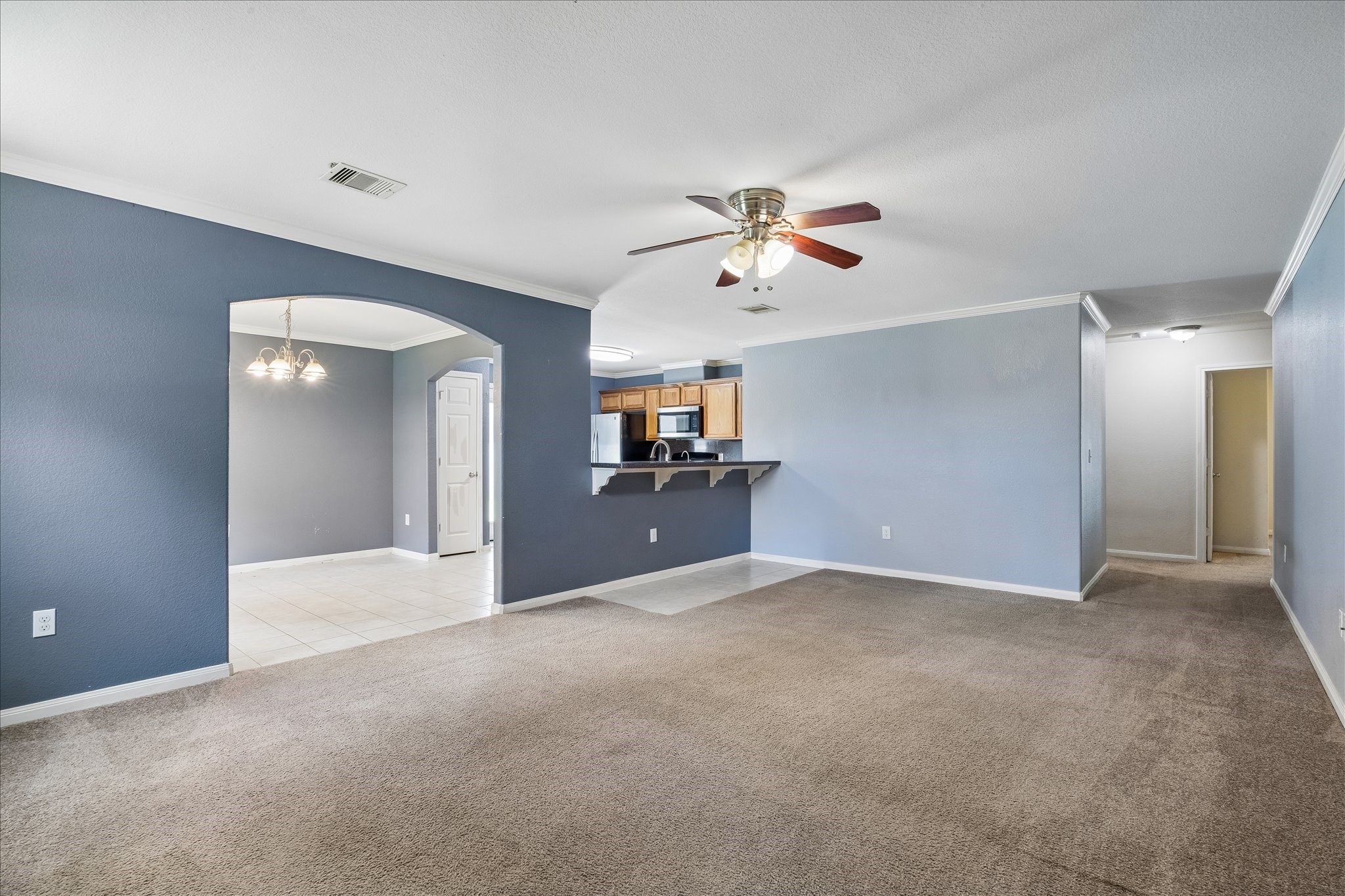 118 Tower Drive Property Photo 5