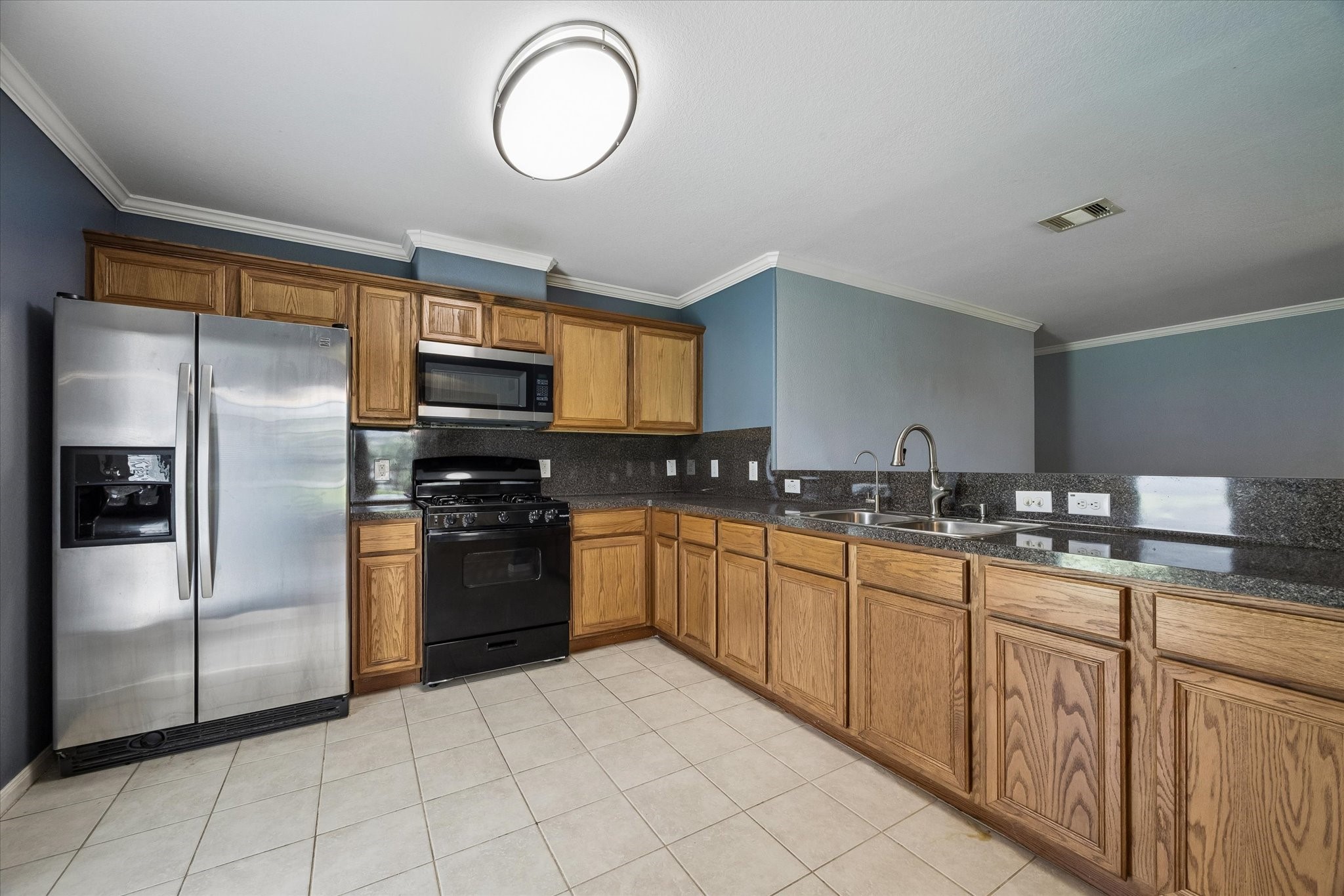 118 Tower Drive Property Photo 6