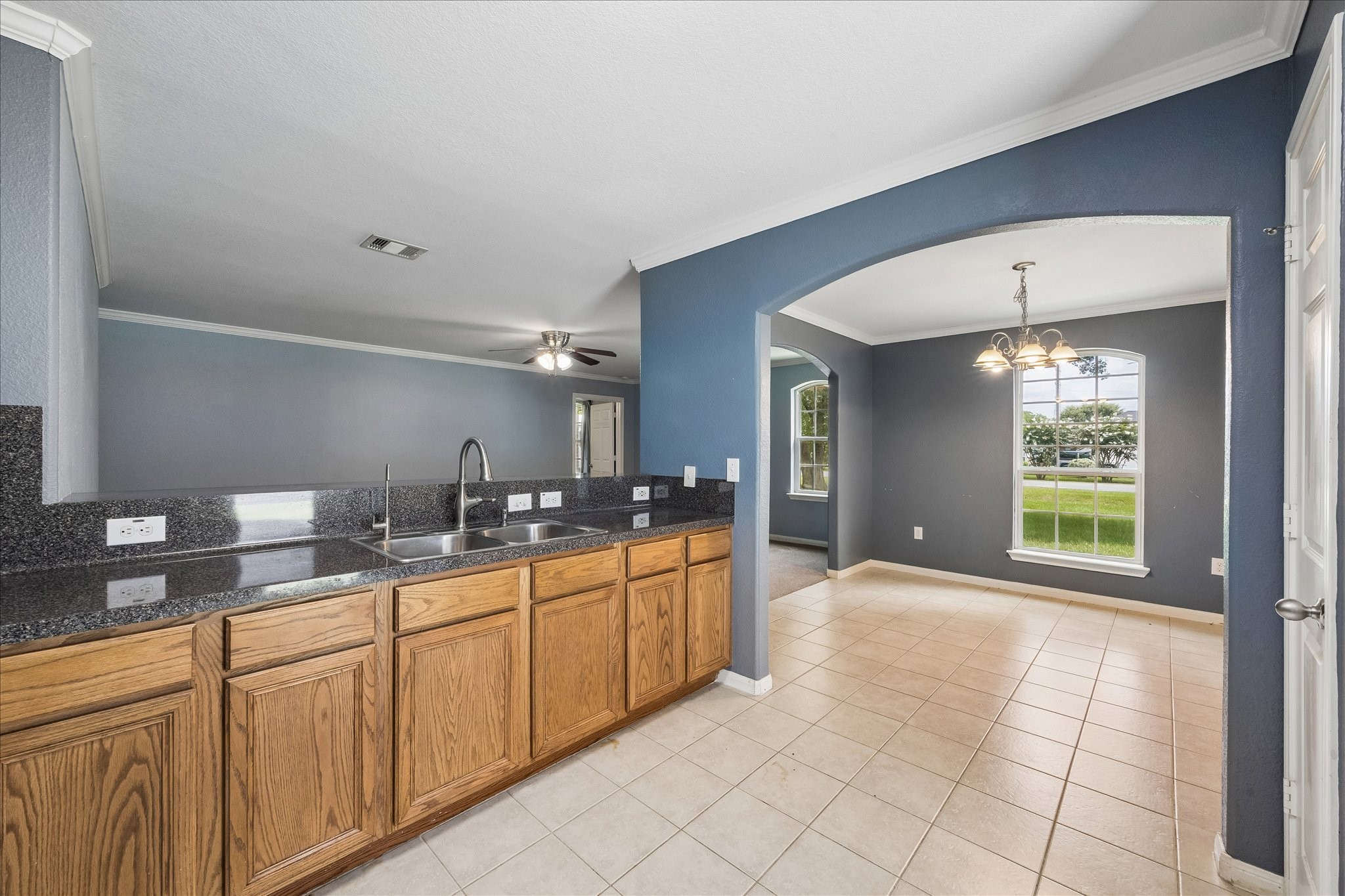 118 Tower Drive Property Photo 7