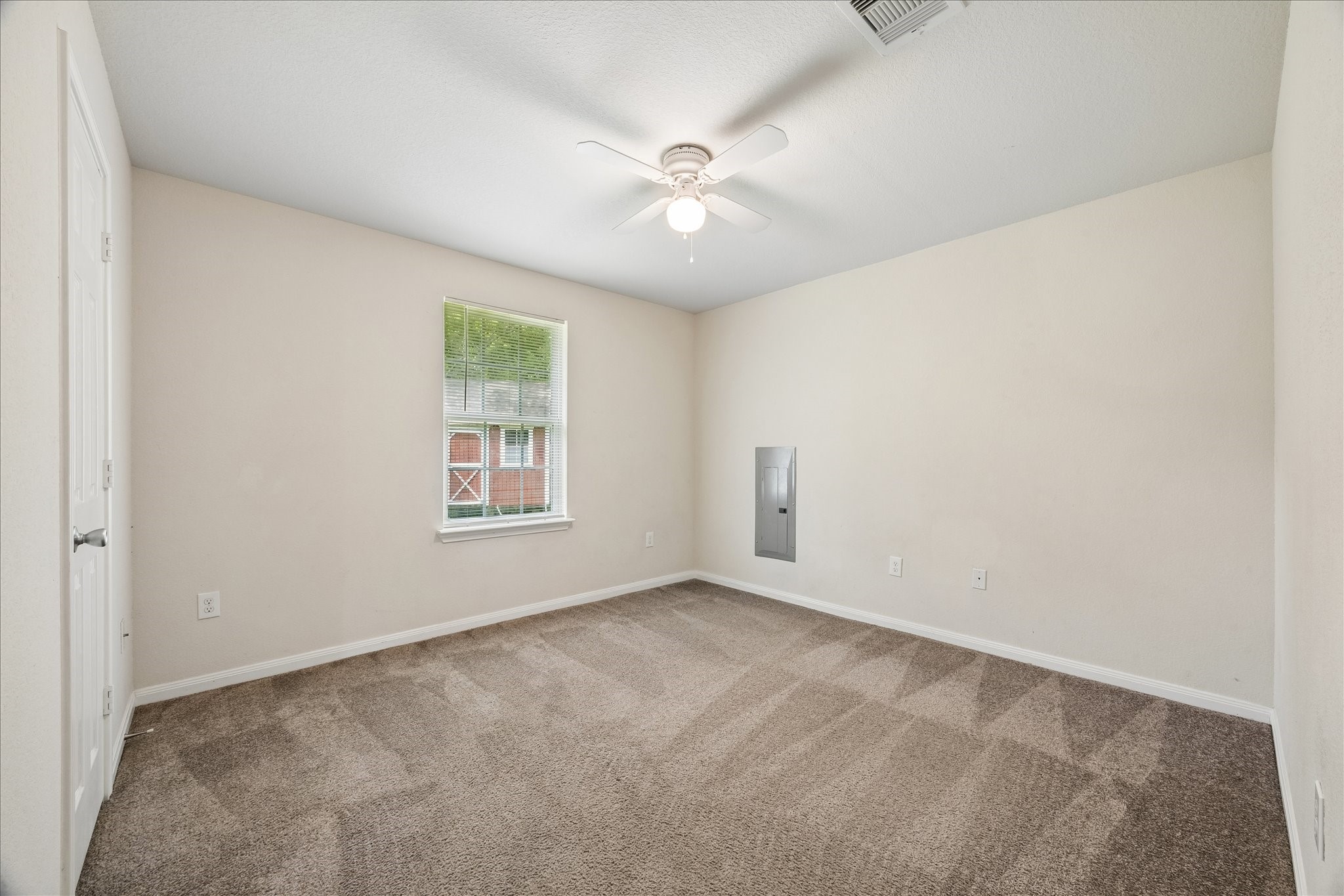 118 Tower Drive Property Photo 10