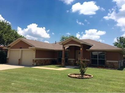 3210 Edgewood Drive Property Photo 3