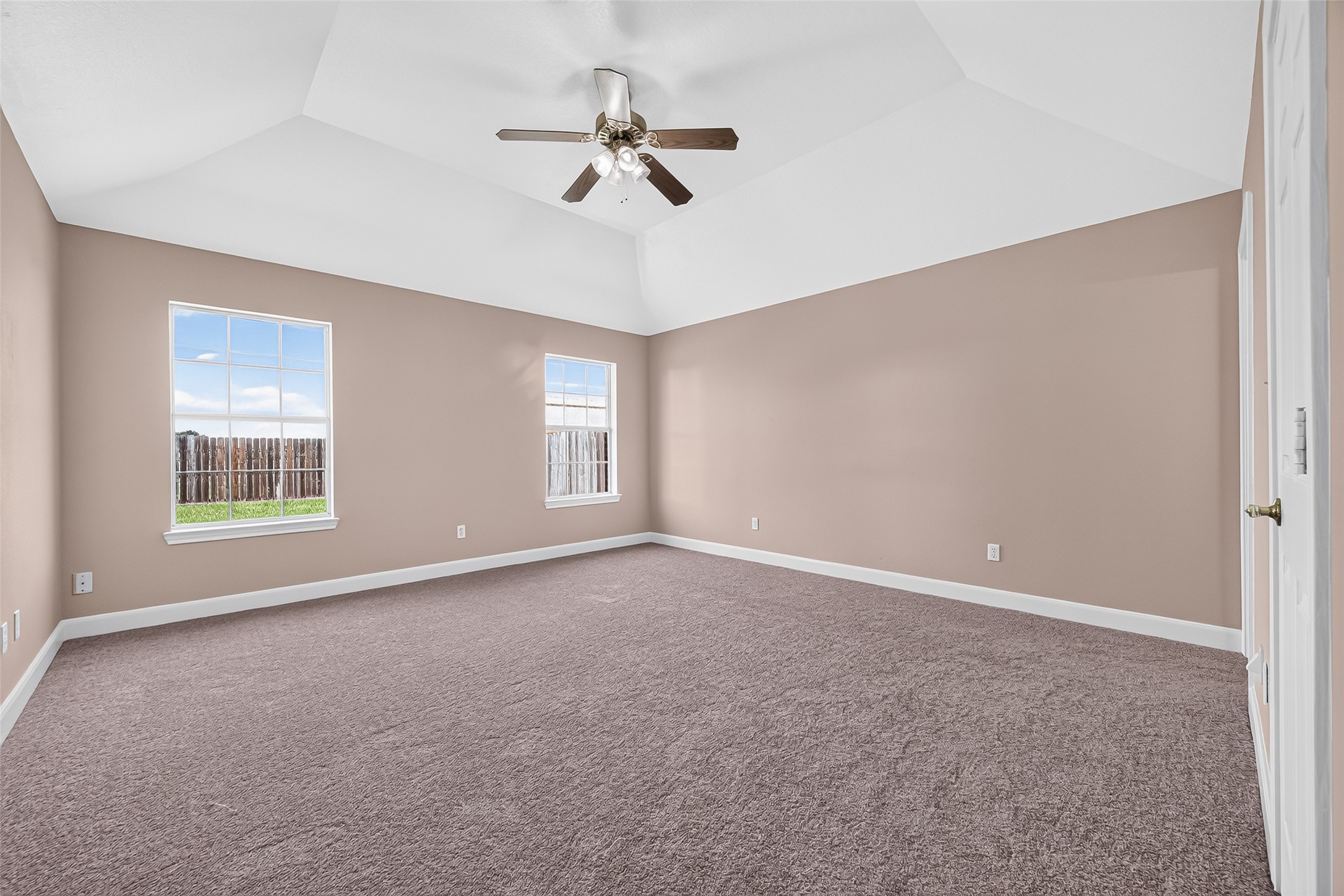 8721 Garrett Street Property Photo 13