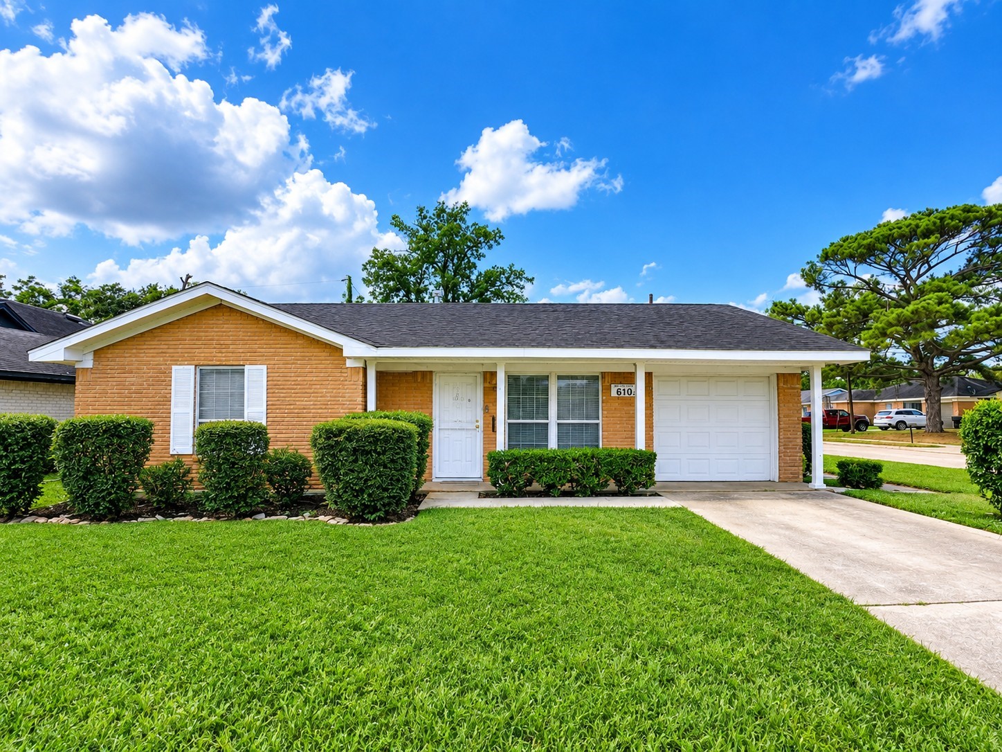 6102 Rietta Street Property Photo 1