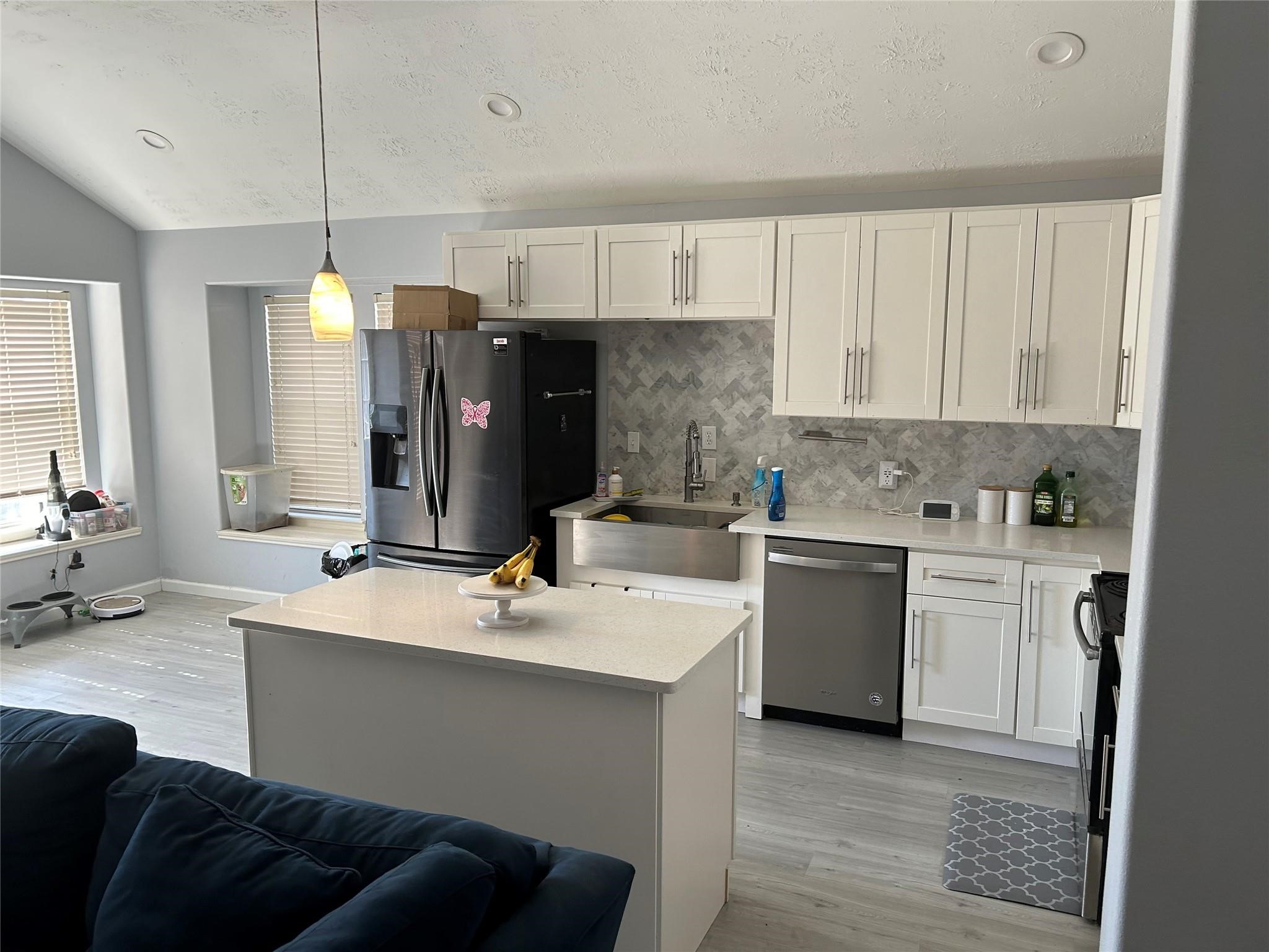 5007 Bridgecrossing Court Property Photo 4