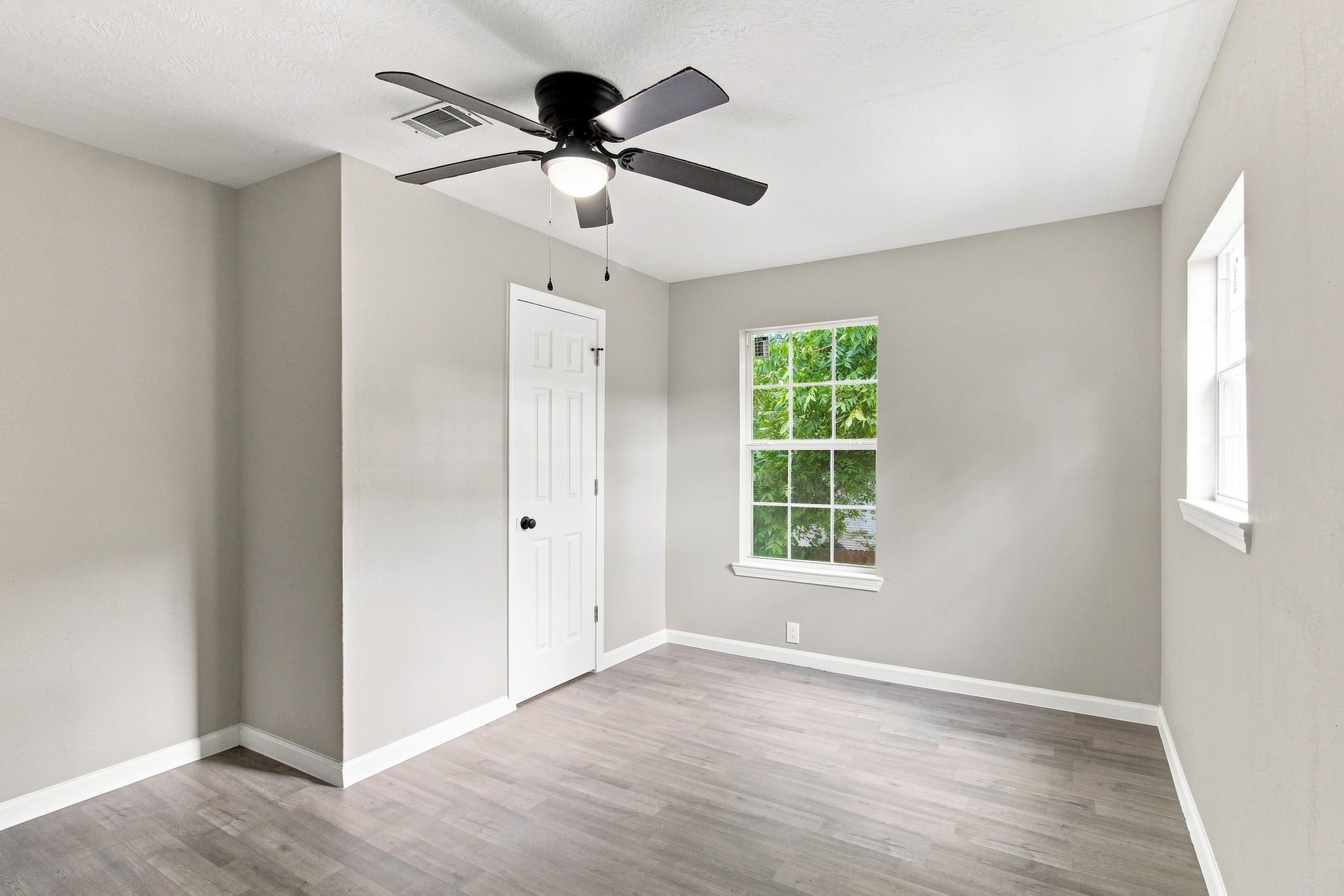 500 Ruth Street Property Photo 13