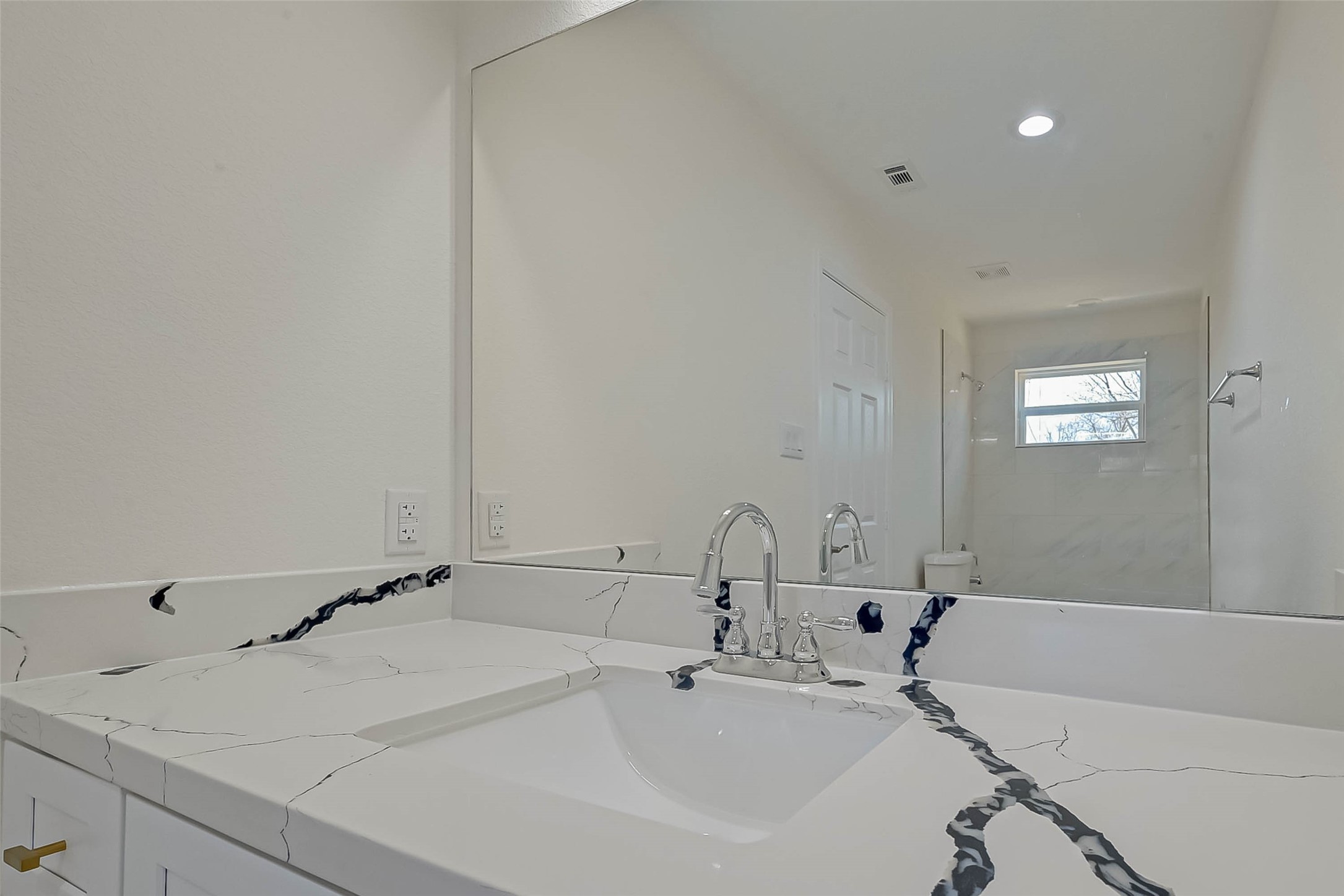 7339 Krueger Road A Property Photo 33