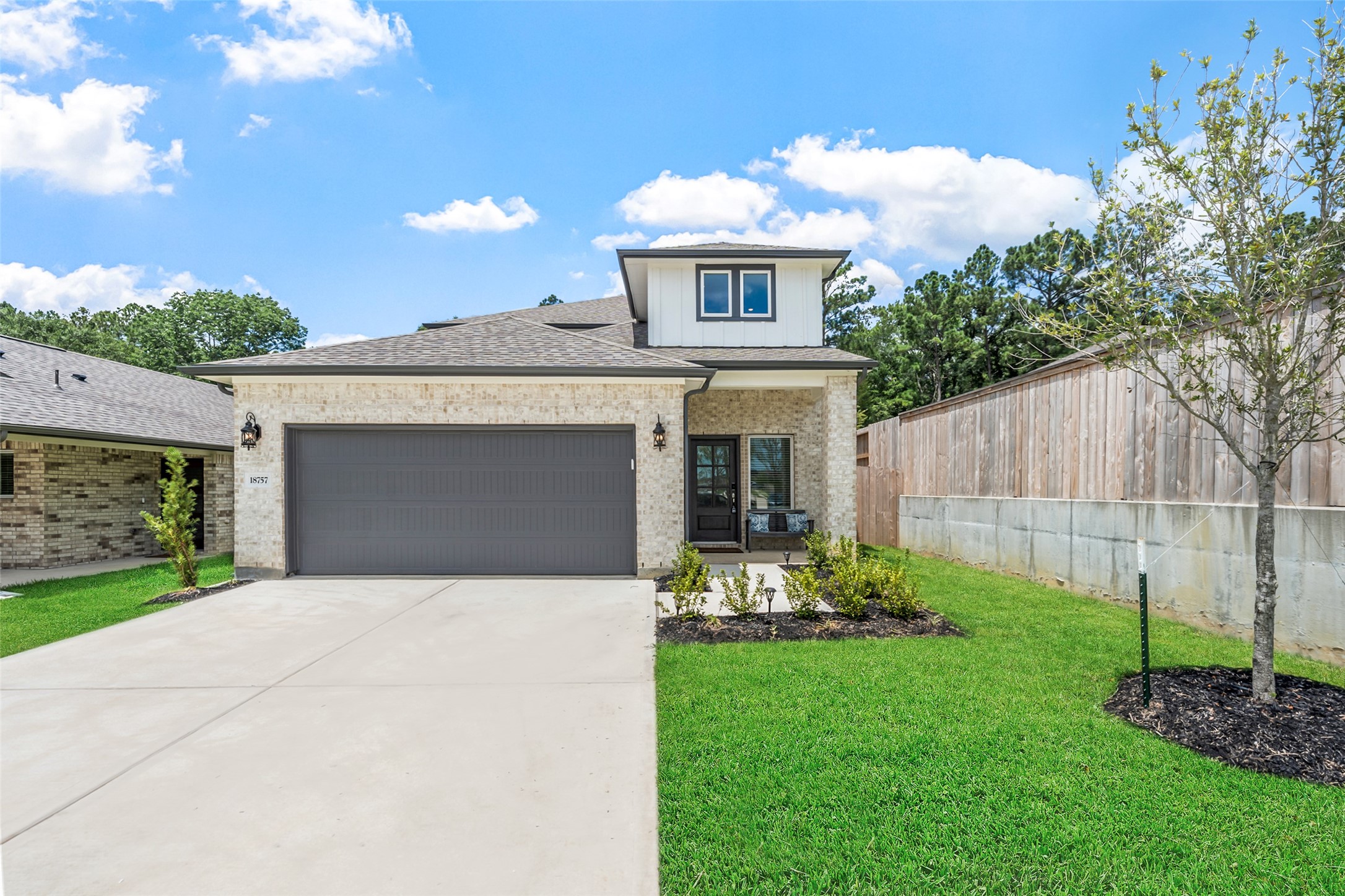 18757 Timber Glen Drive Property Photo 3