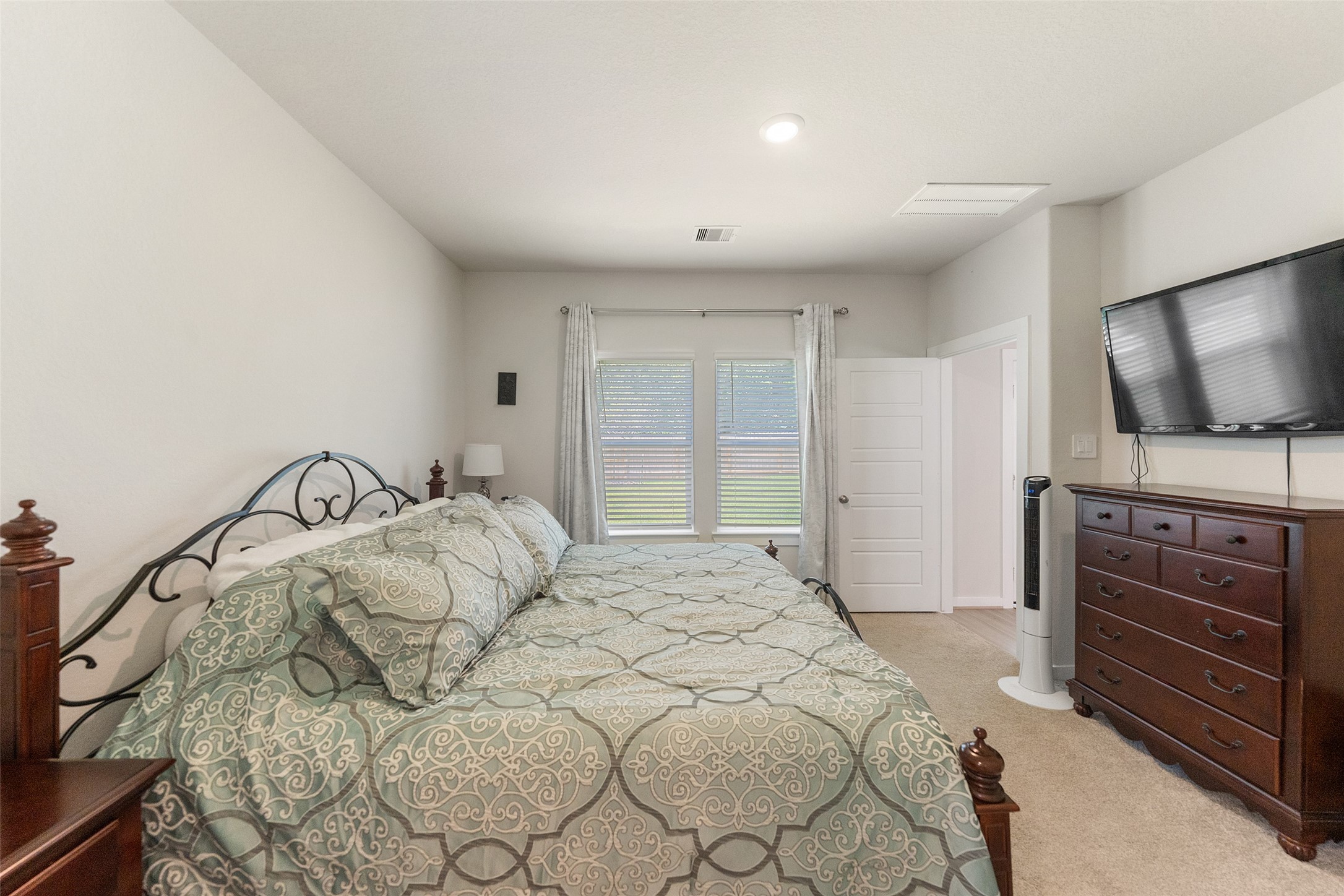 18757 Timber Glen Drive Property Photo 21
