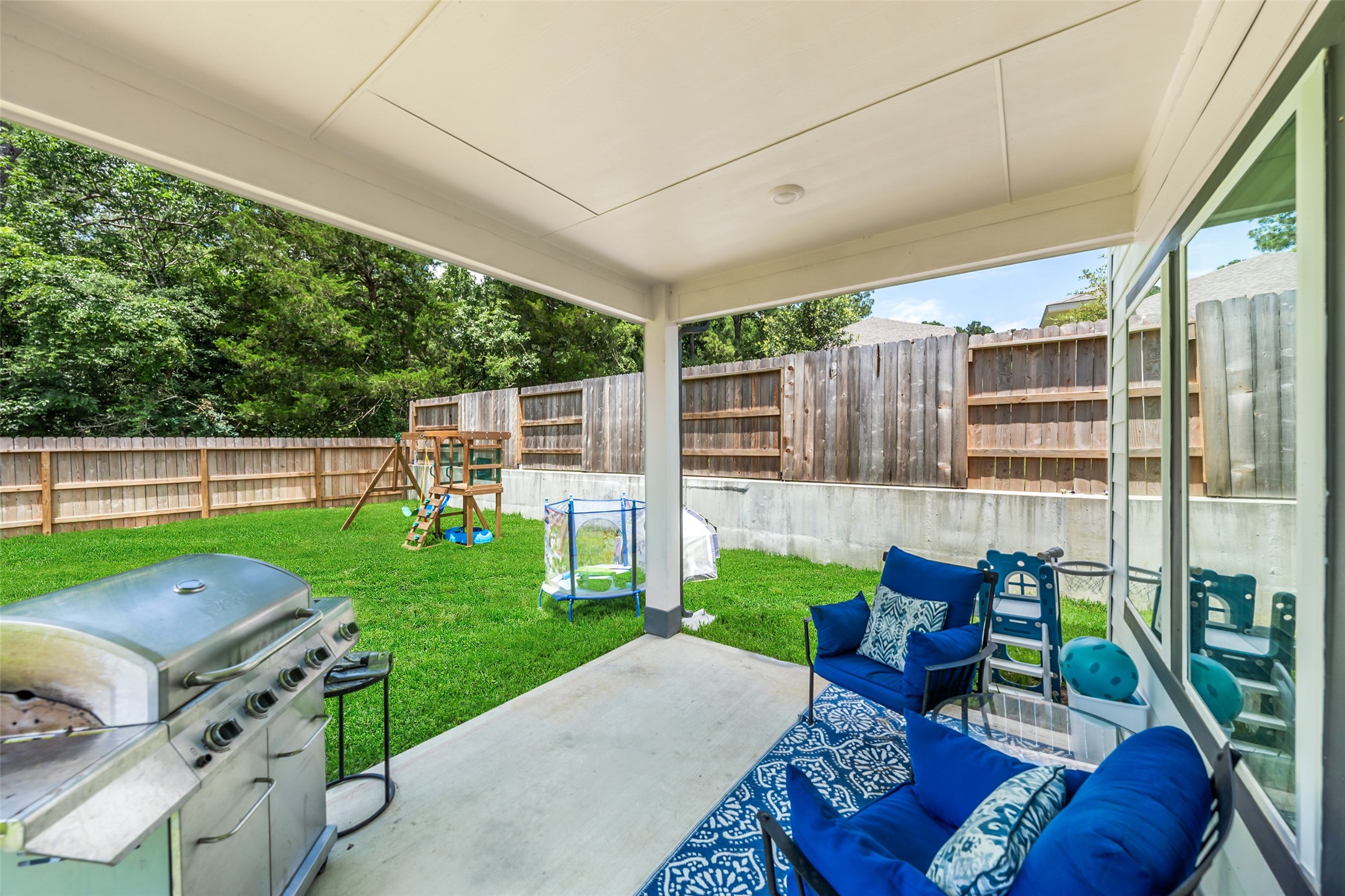 18757 Timber Glen Drive Property Photo 24