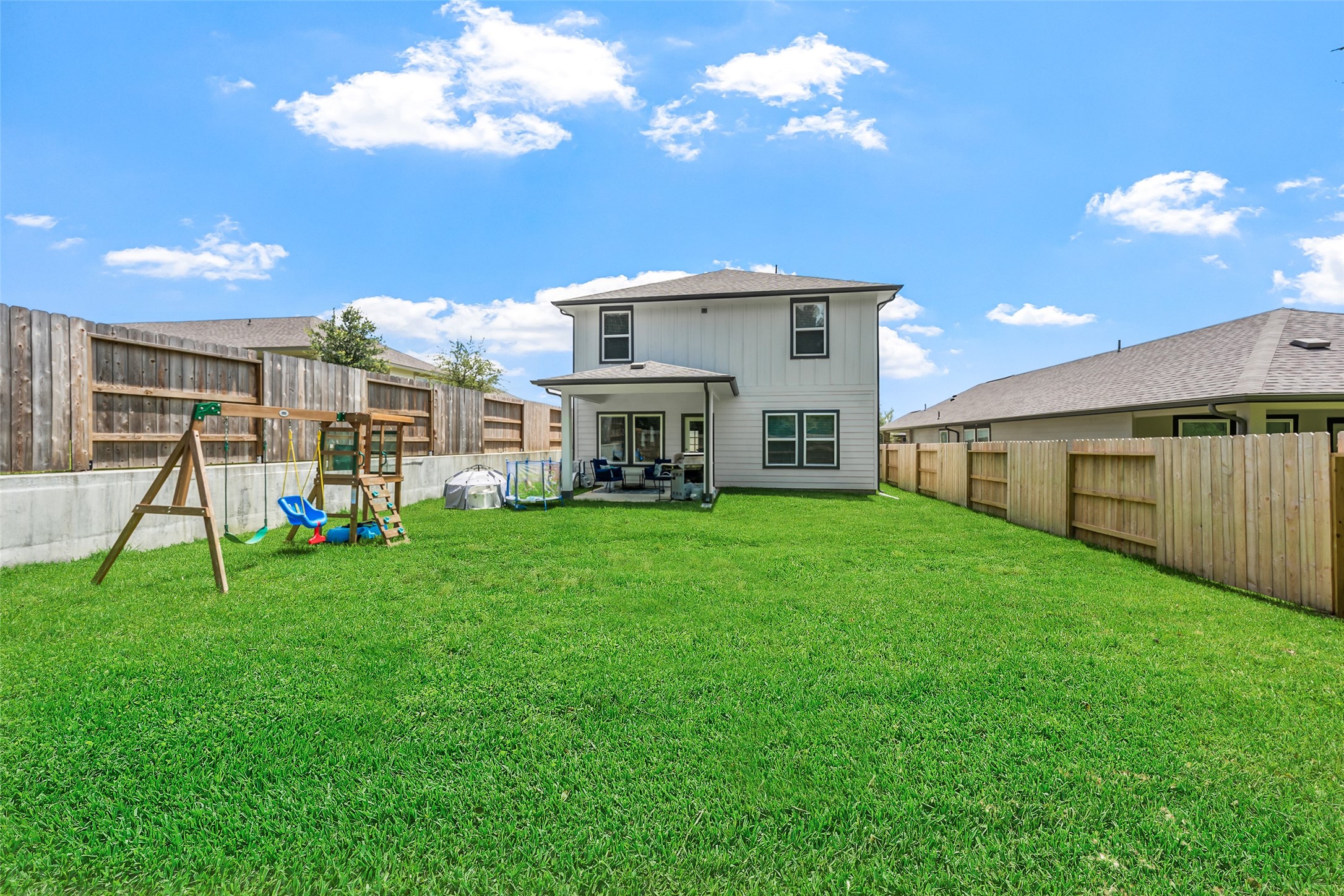 18757 Timber Glen Drive Property Photo 26