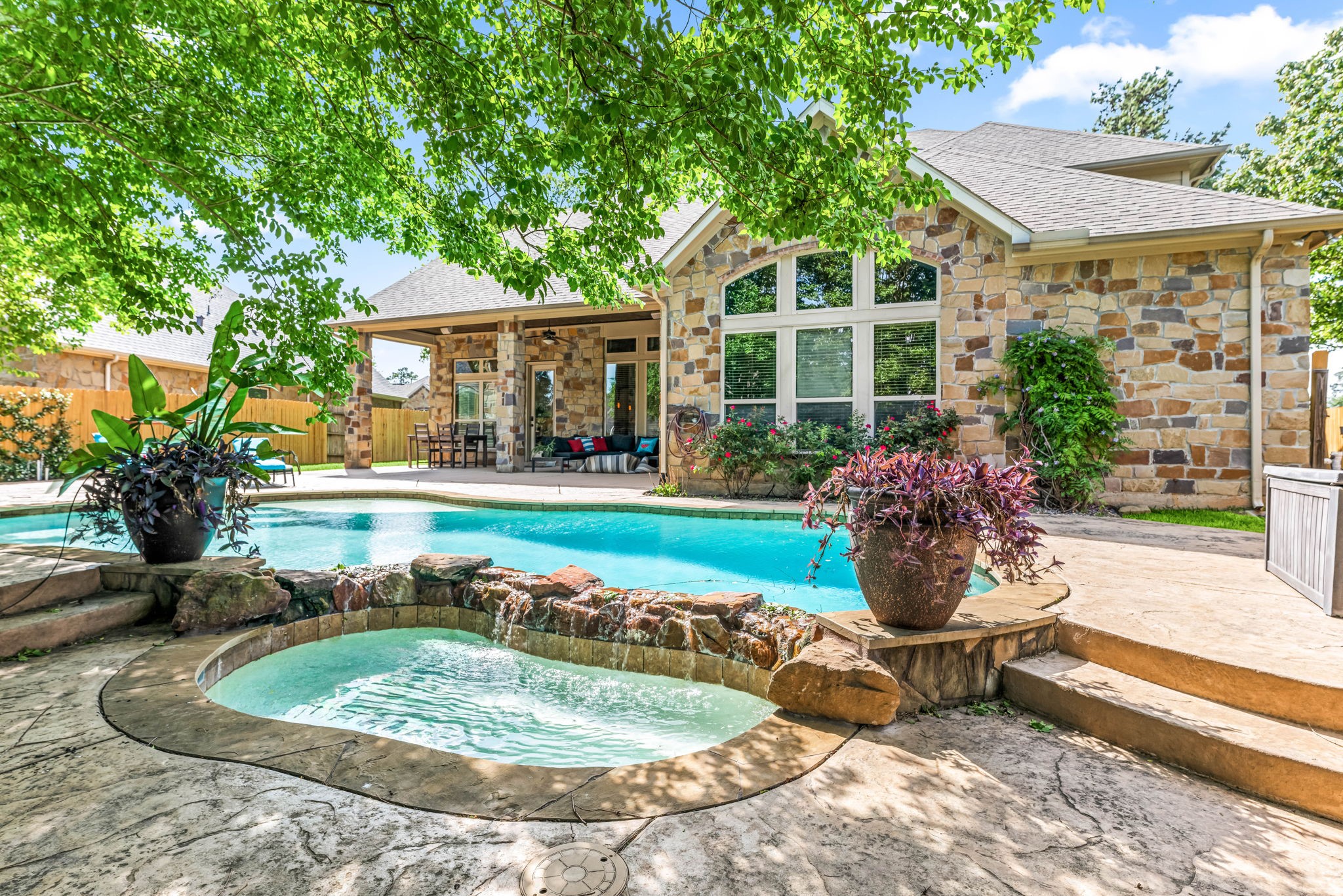 2401 Ellis Park Lane Property Photo