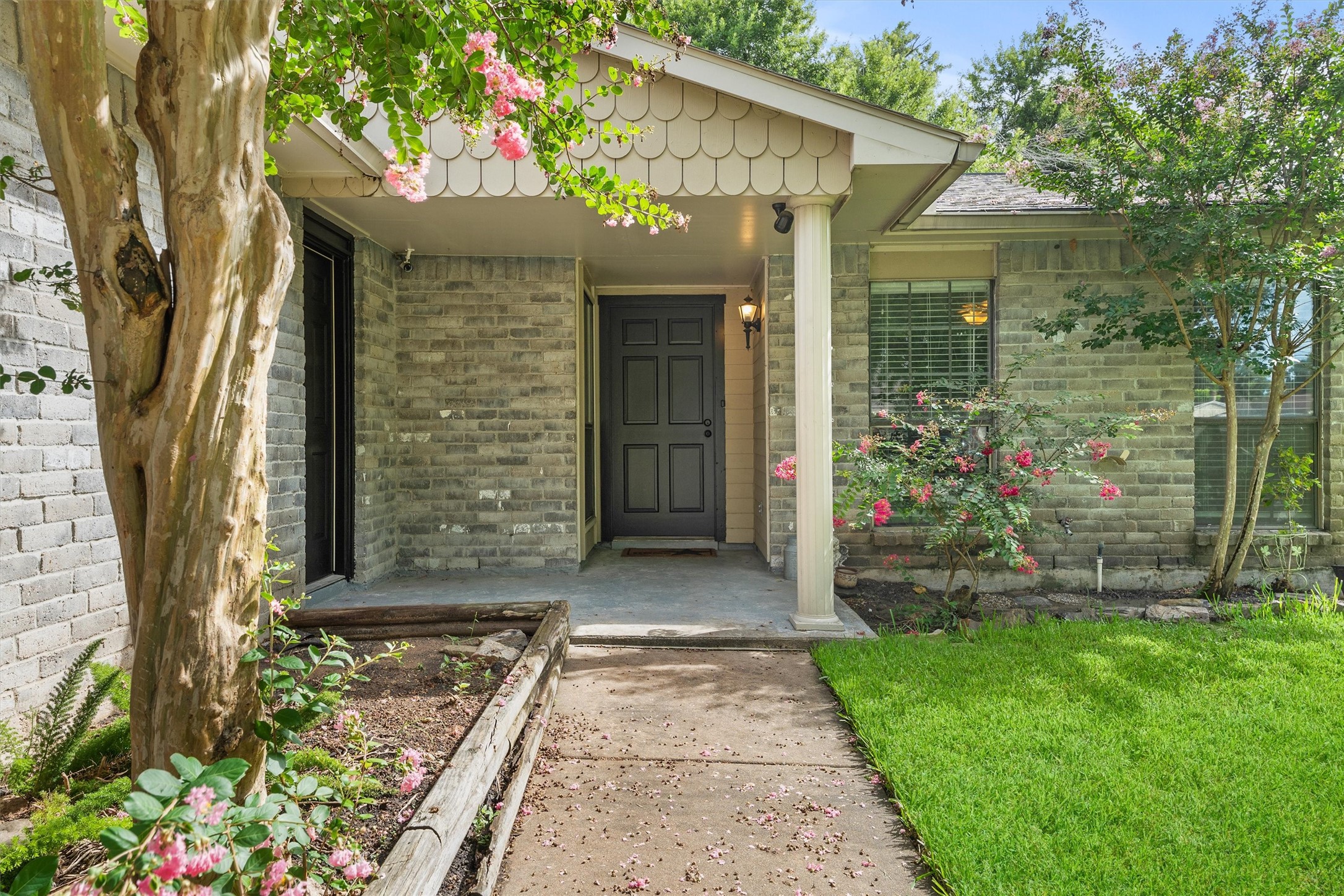 6931 Tara Drive Property Photo 1