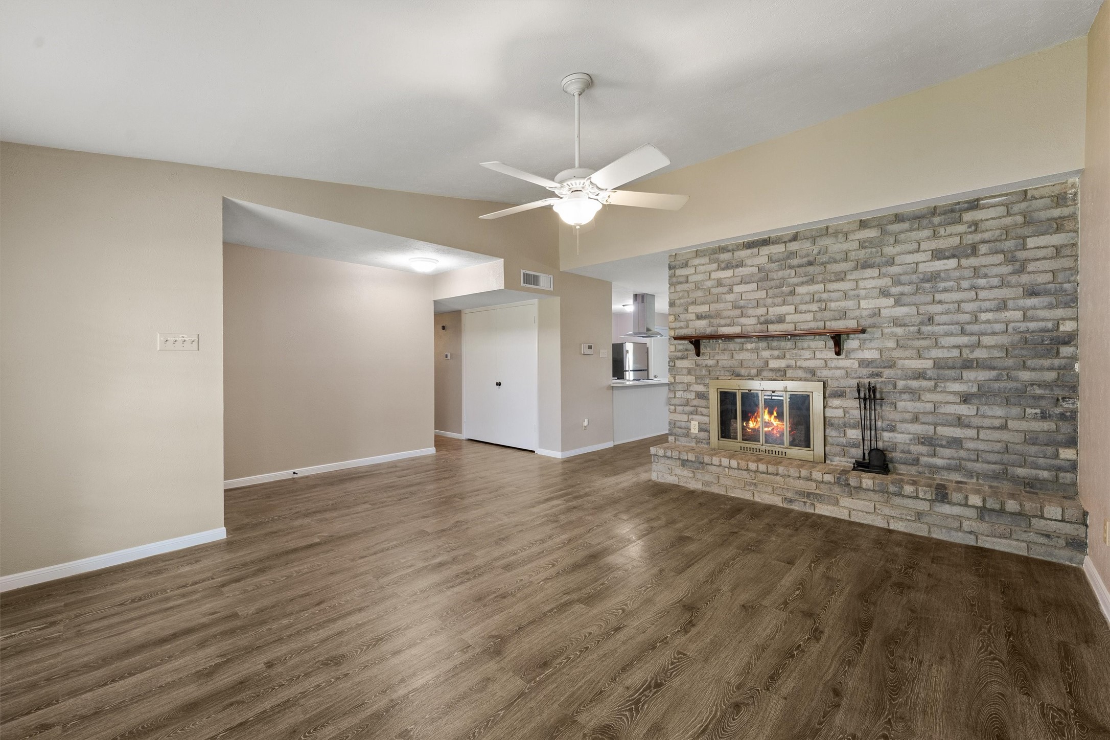6931 Tara Drive Property Photo 5