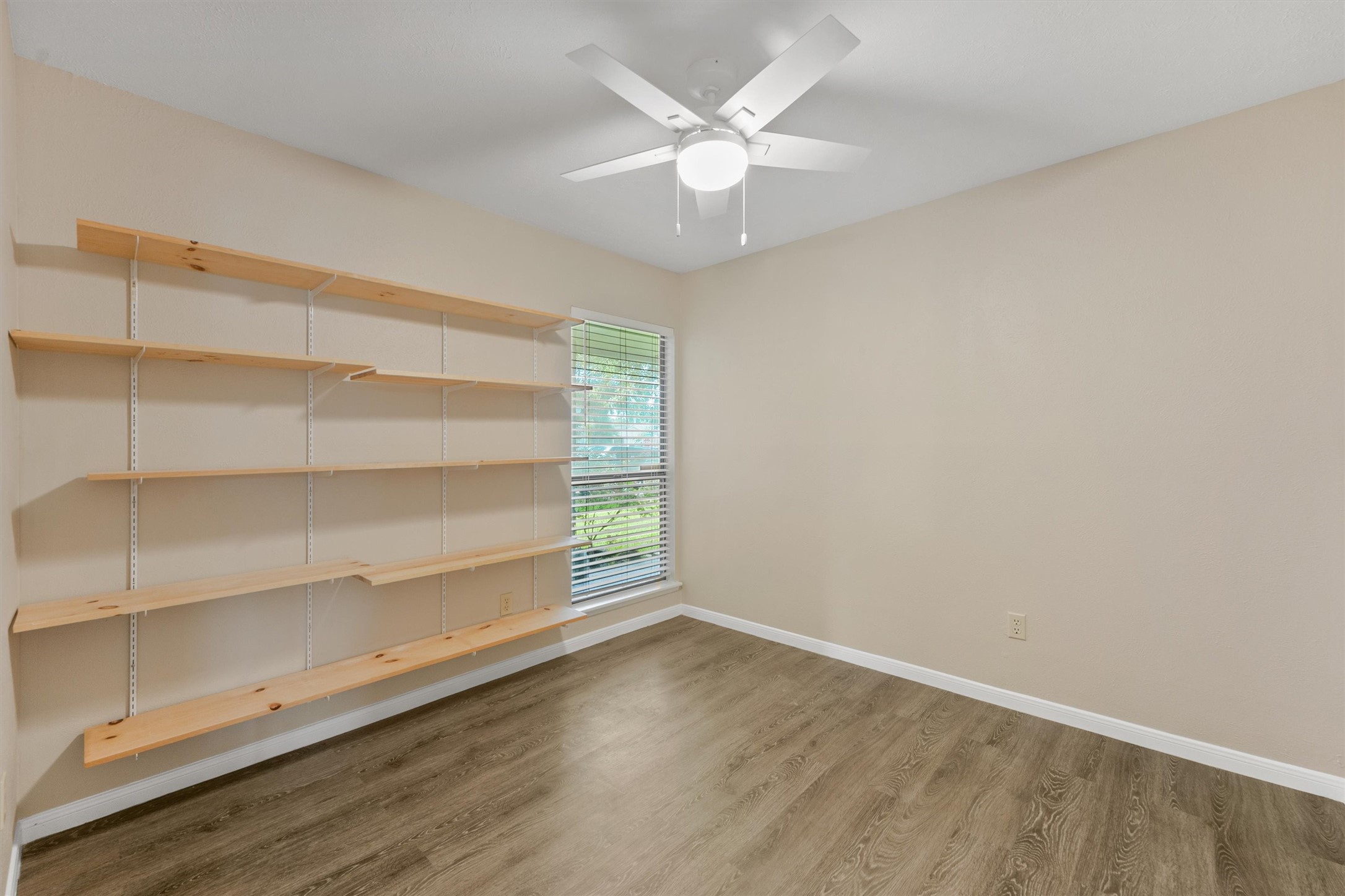 6931 Tara Drive Property Photo 8