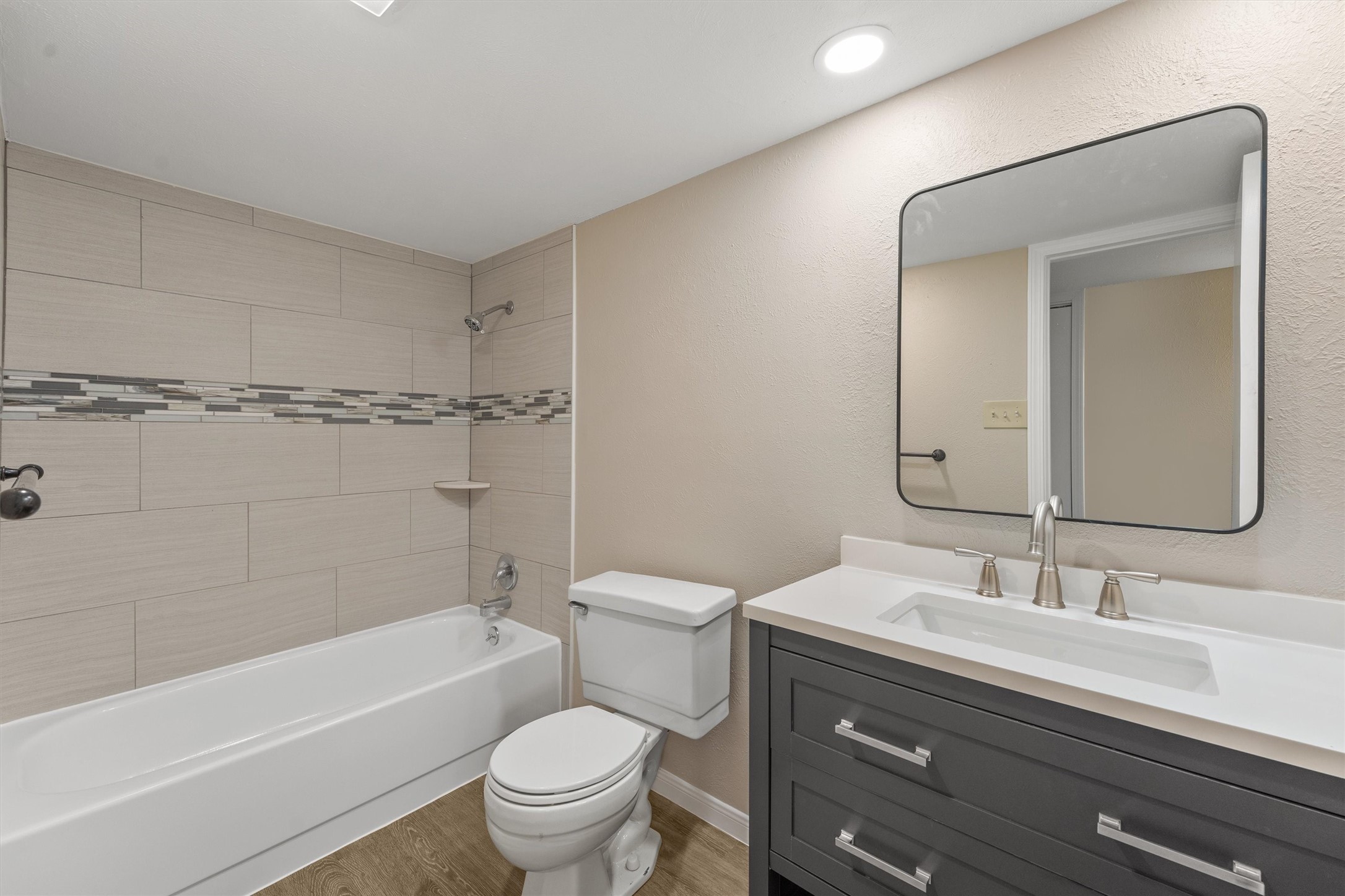 6931 Tara Drive Property Photo 9