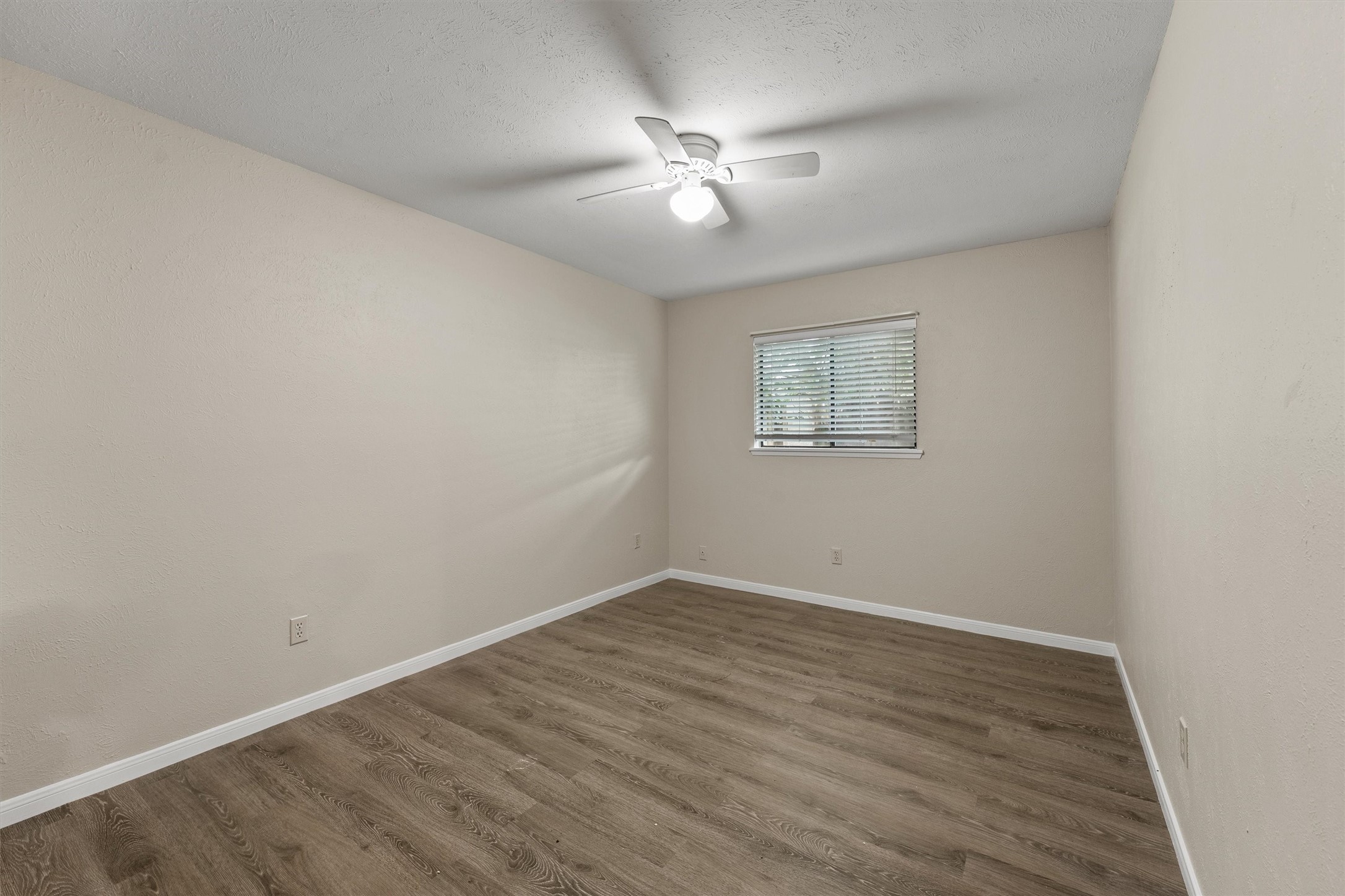 6931 Tara Drive Property Photo 14