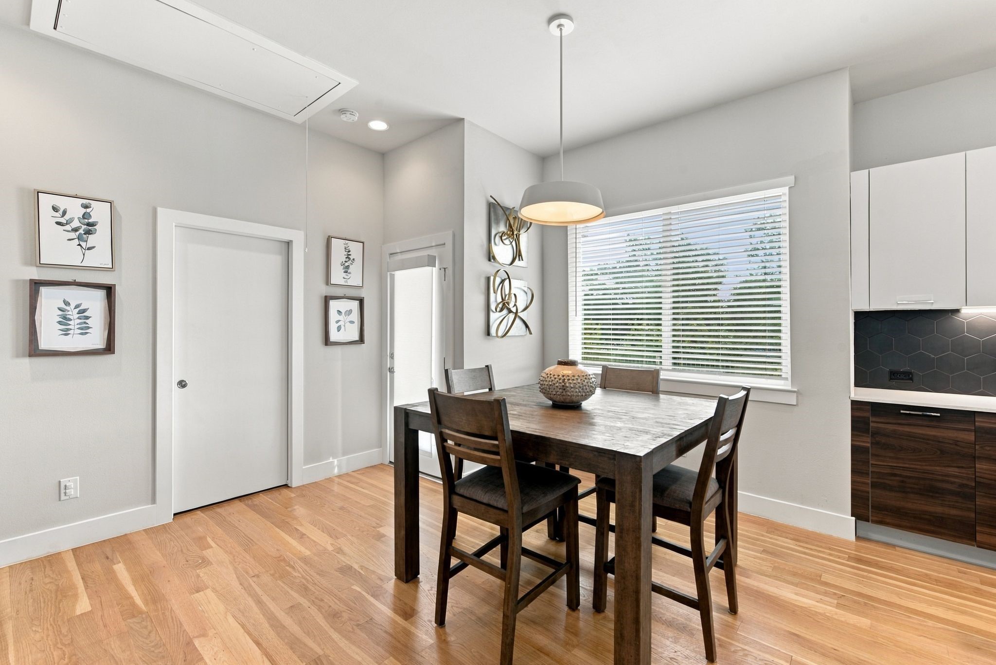 1907 Wipprecht Street Property Photo 22