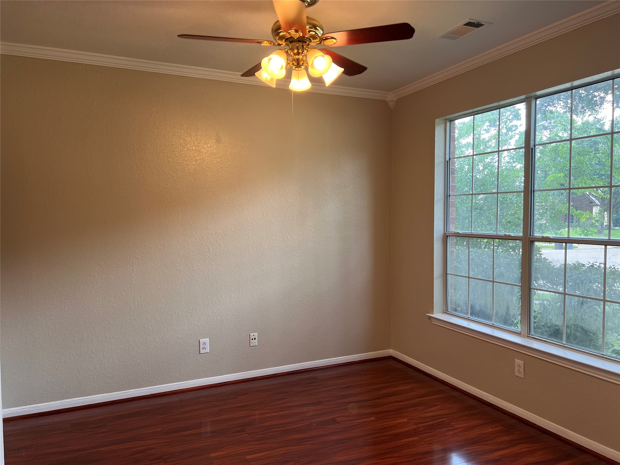 14210 Meadow Estates Lane Property Photo 2