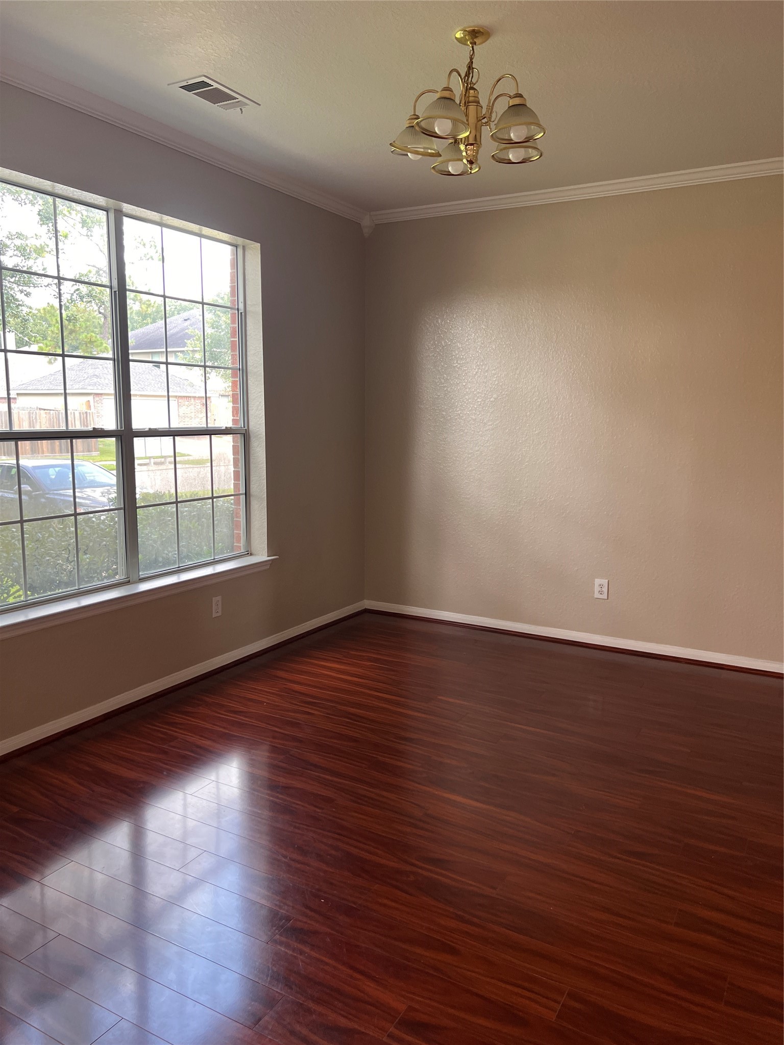 14210 Meadow Estates Lane Property Photo 3