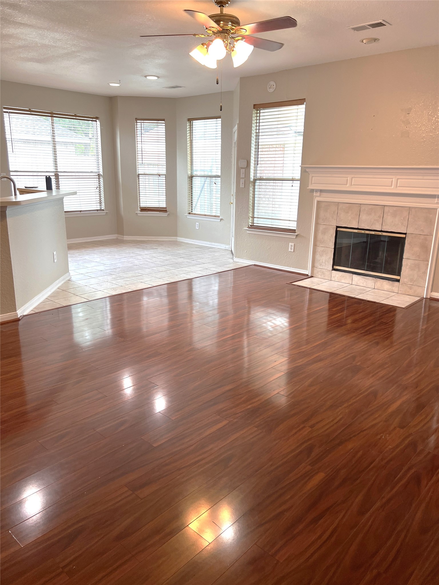 14210 Meadow Estates Lane Property Photo 6