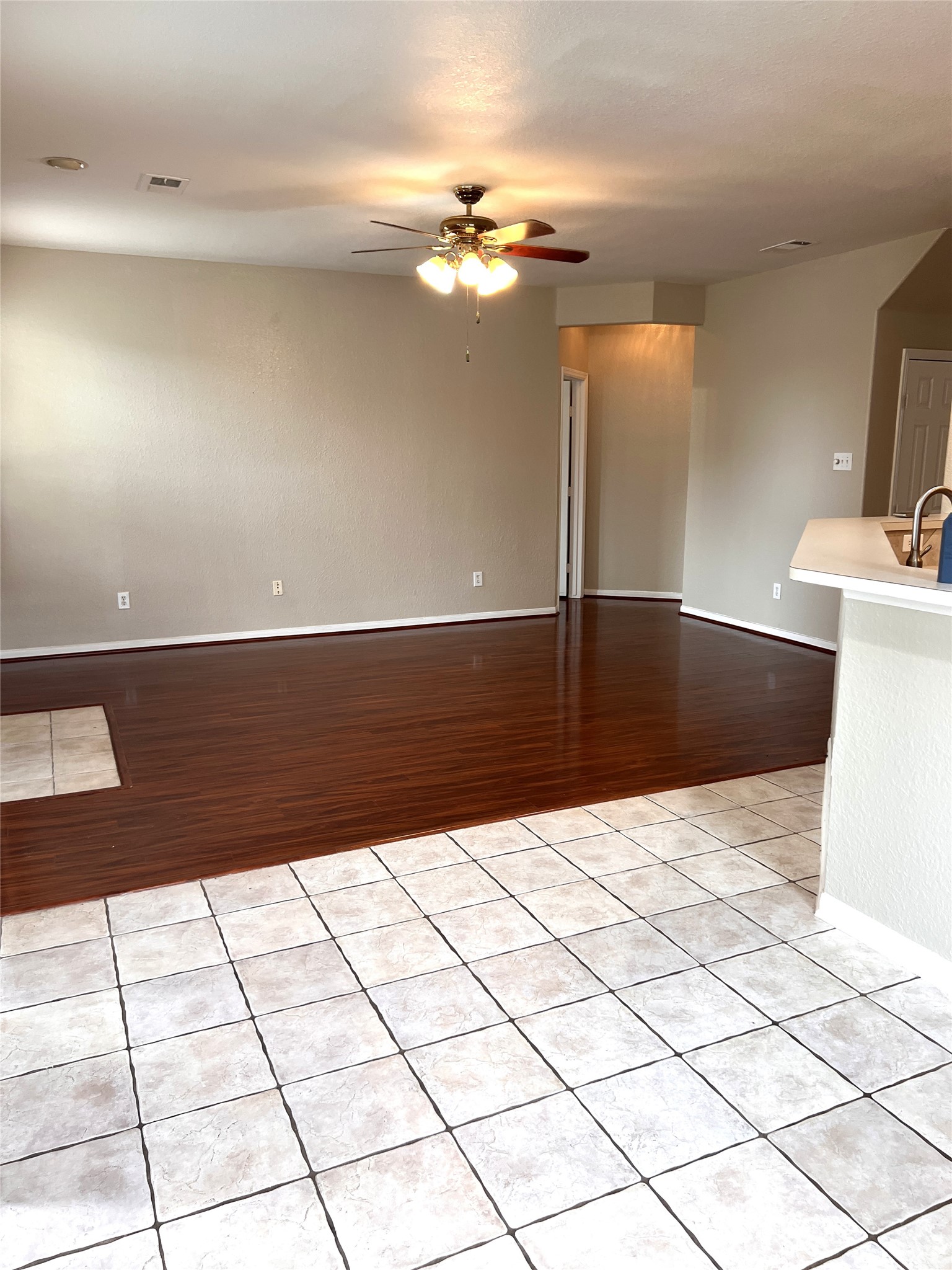 14210 Meadow Estates Lane Property Photo 9