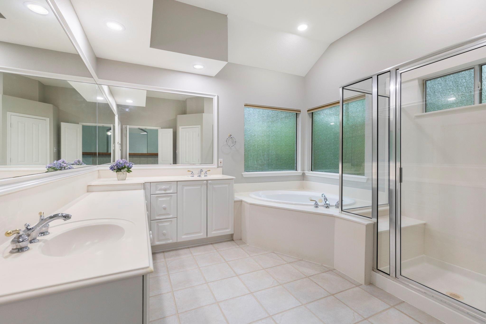 3 S Altwood Circle, The Woodlands Tx 77382 Property Photo 41