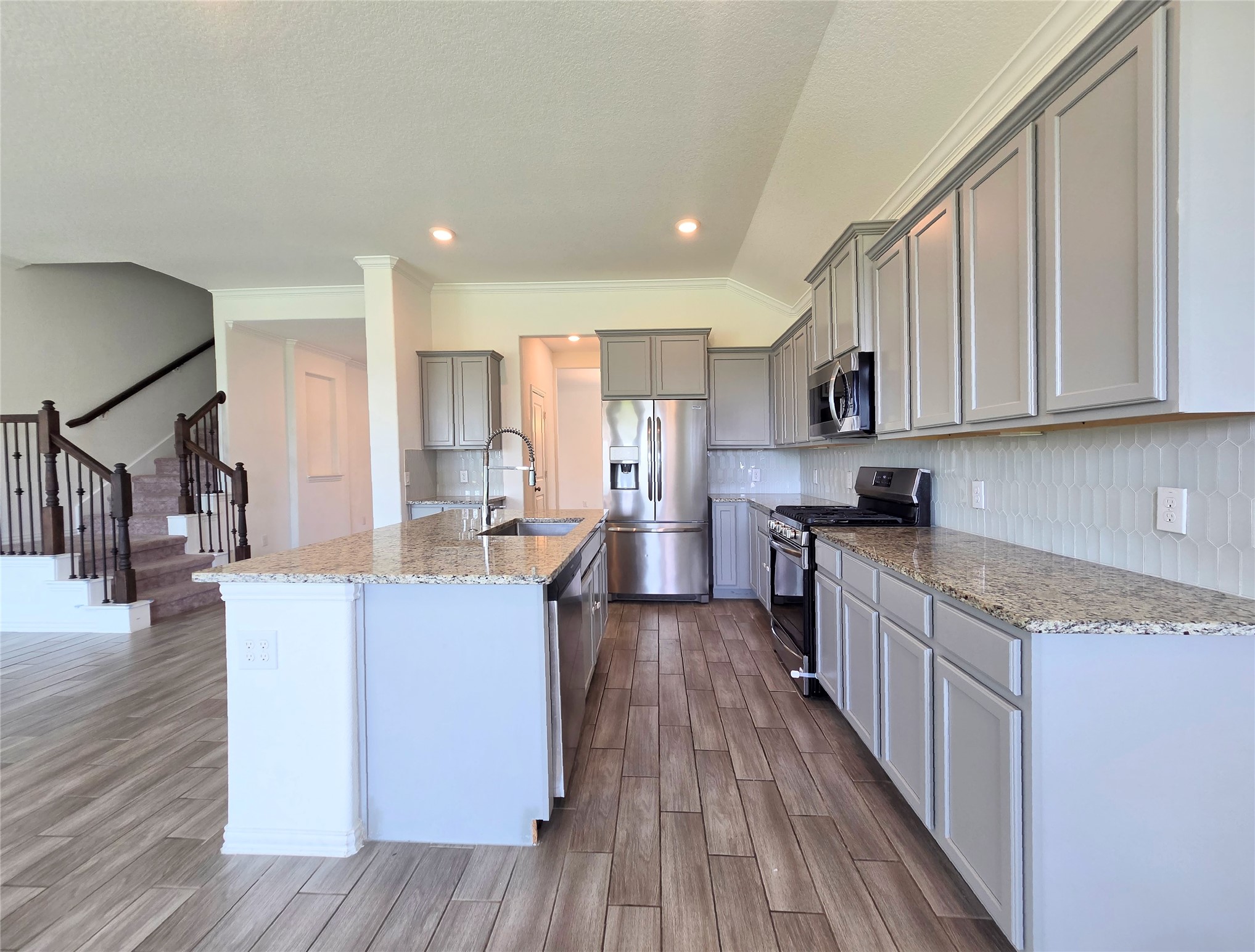 4826 Albany Ridge Lane Property Photo 3
