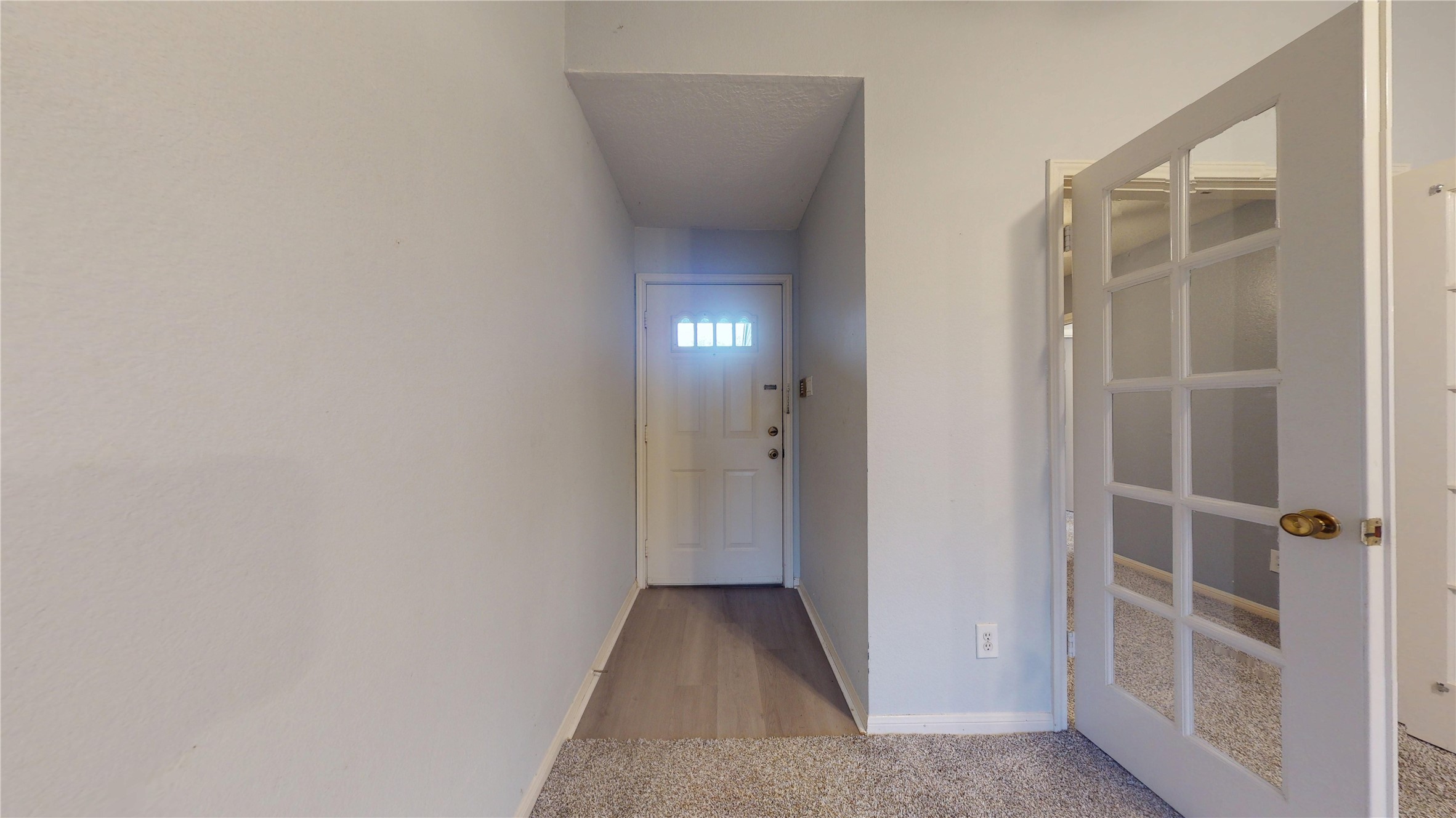 2323 Fairwind Road 860 Property Photo 7