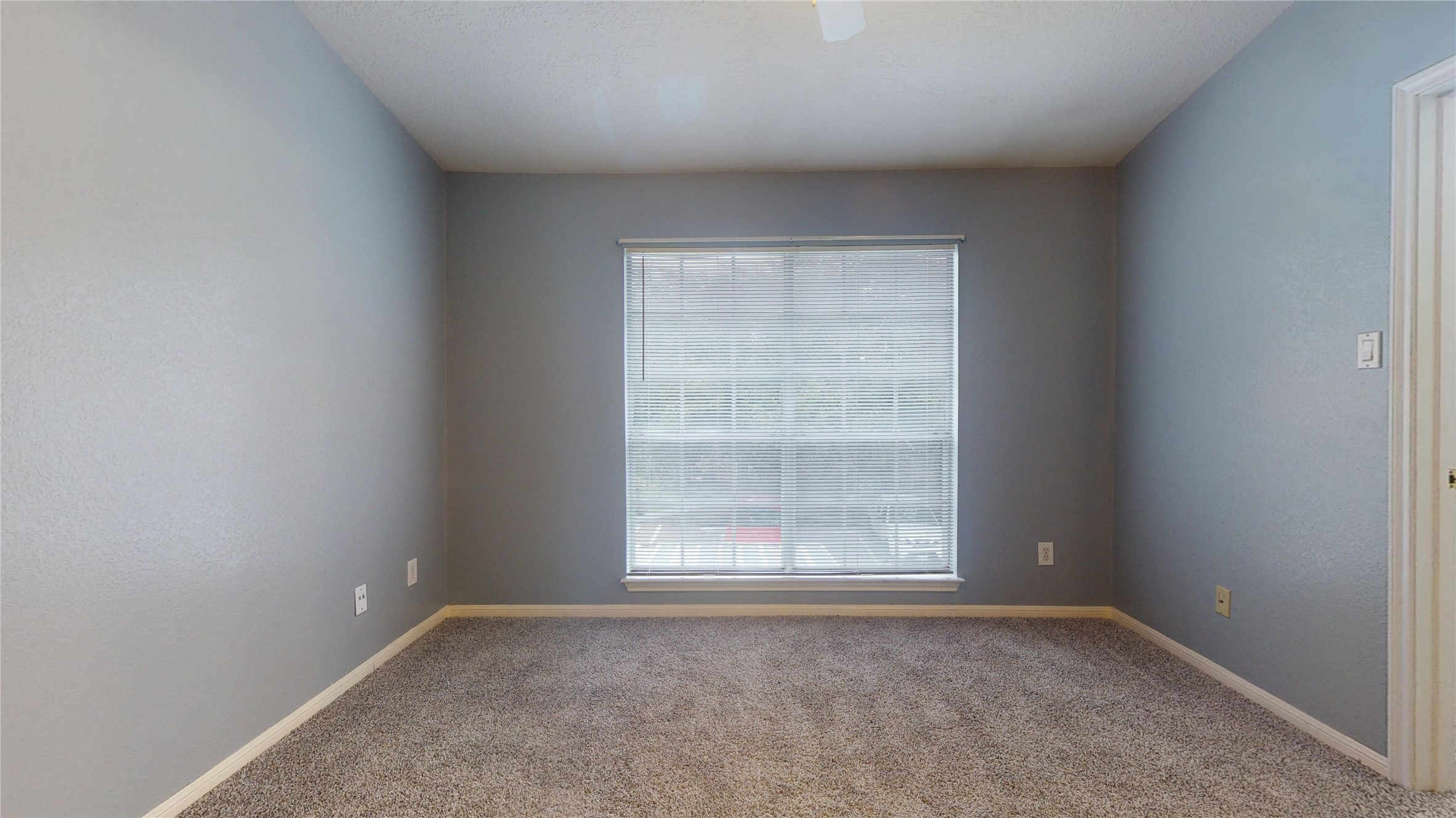 2323 Fairwind Road 860 Property Photo 24