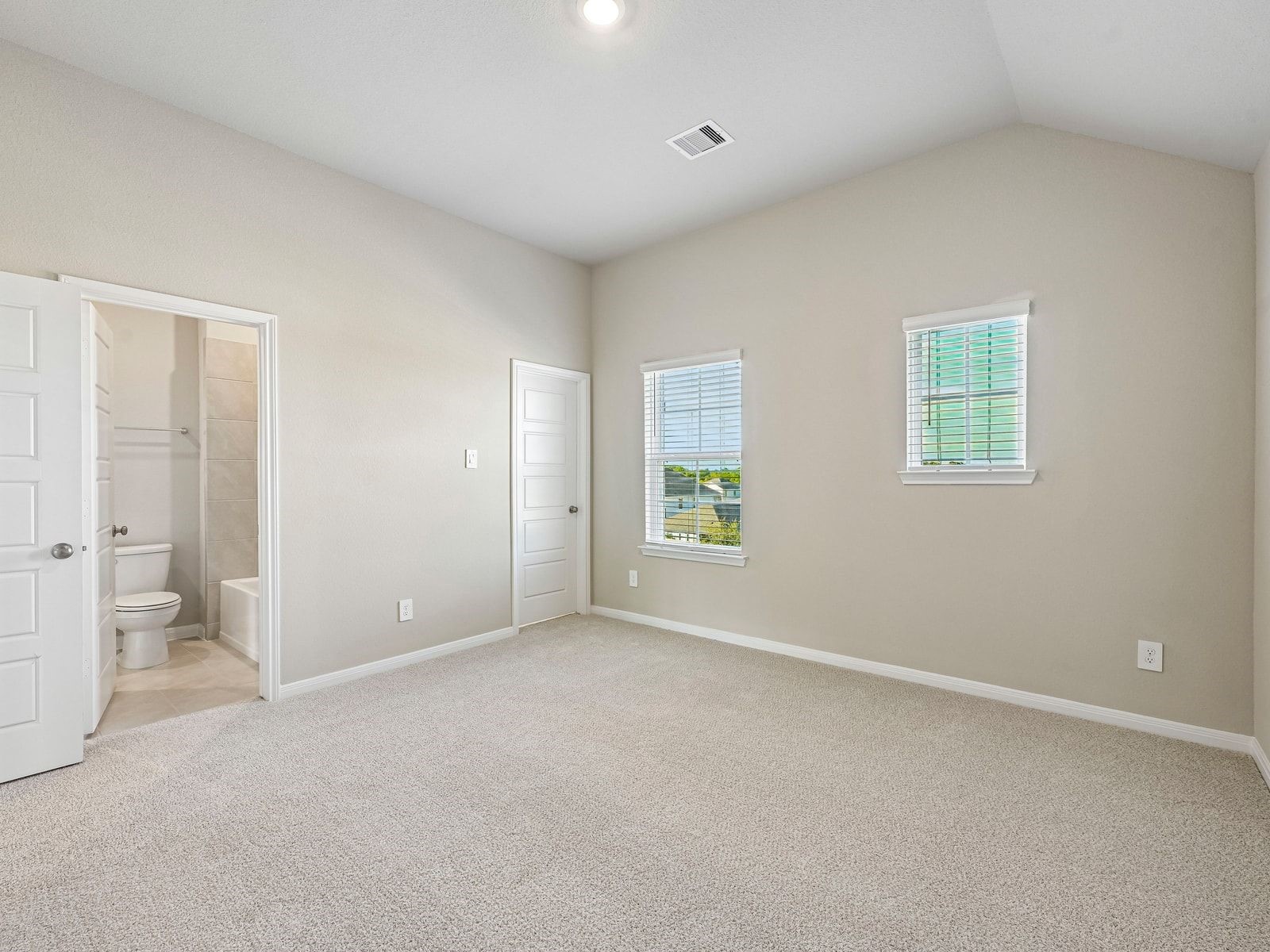 17825 Stone Terrace Lane Property Photo 12