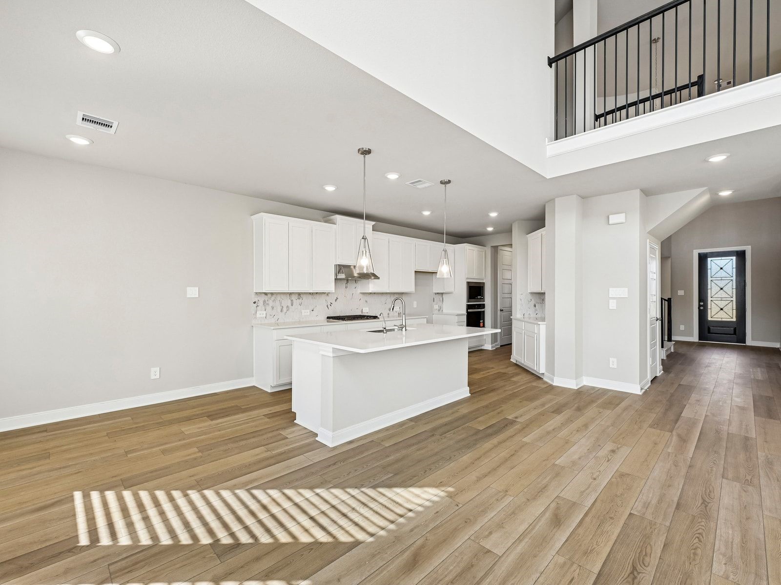 17825 Stone Terrace Lane Property Photo 15