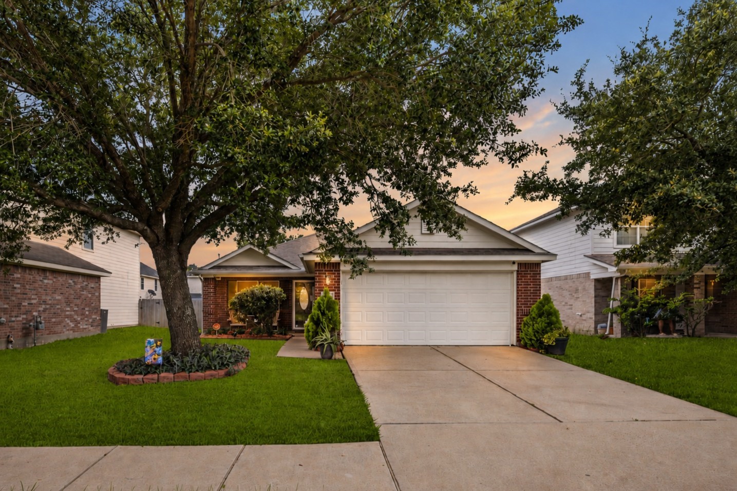 20723 Dewberry Creek Lane Property Photo 1