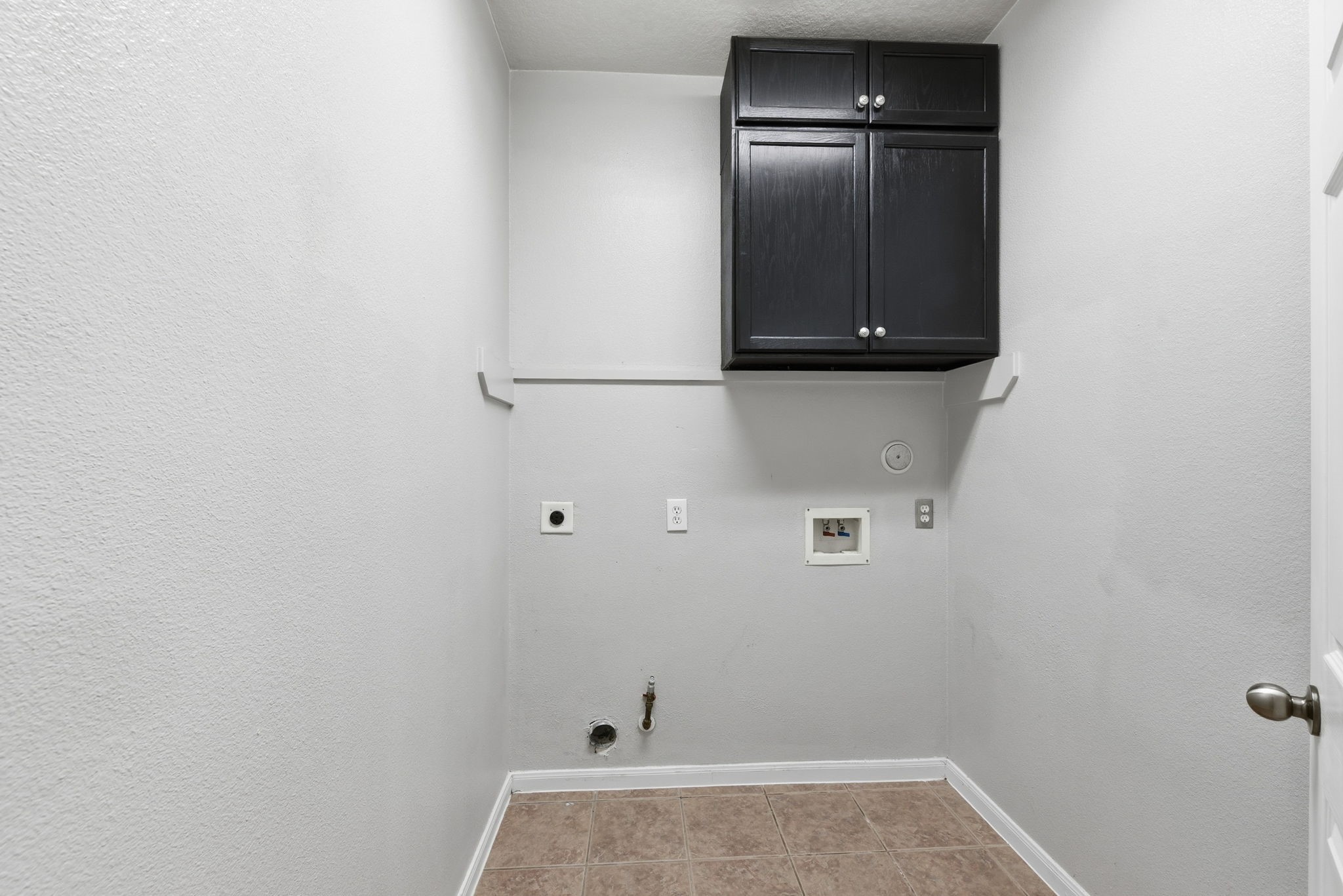 21011 Narrow Gate Drive Property Photo 17