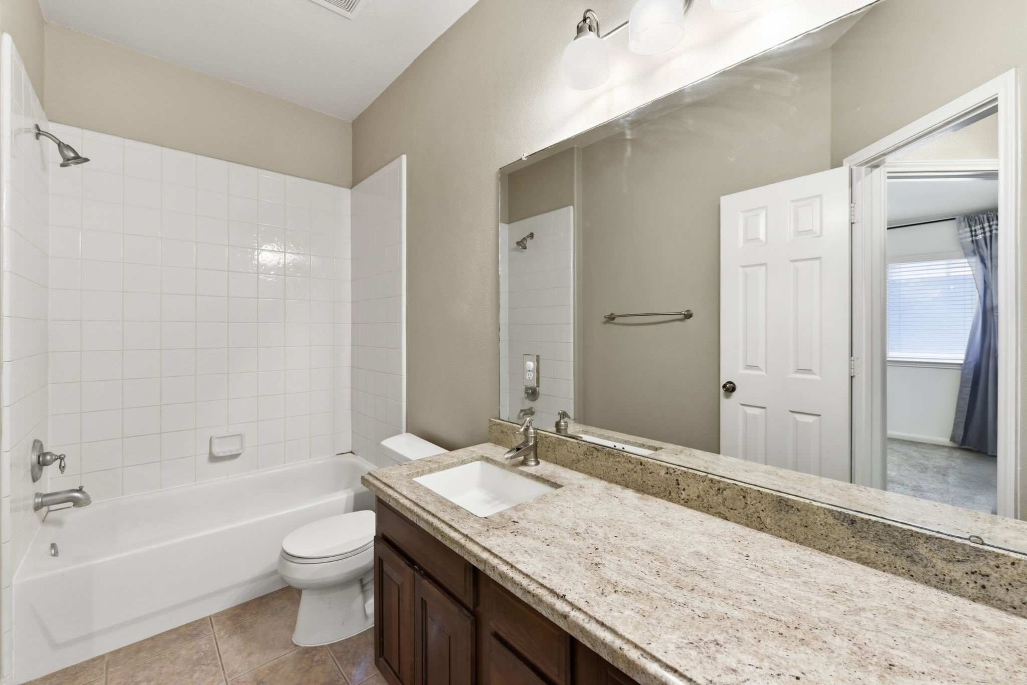 21011 Narrow Gate Drive Property Photo 19
