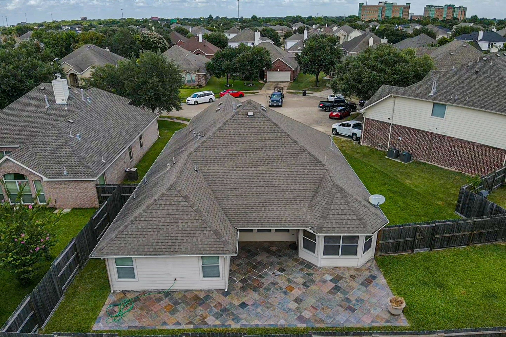 21011 Narrow Gate Drive Property Photo 24