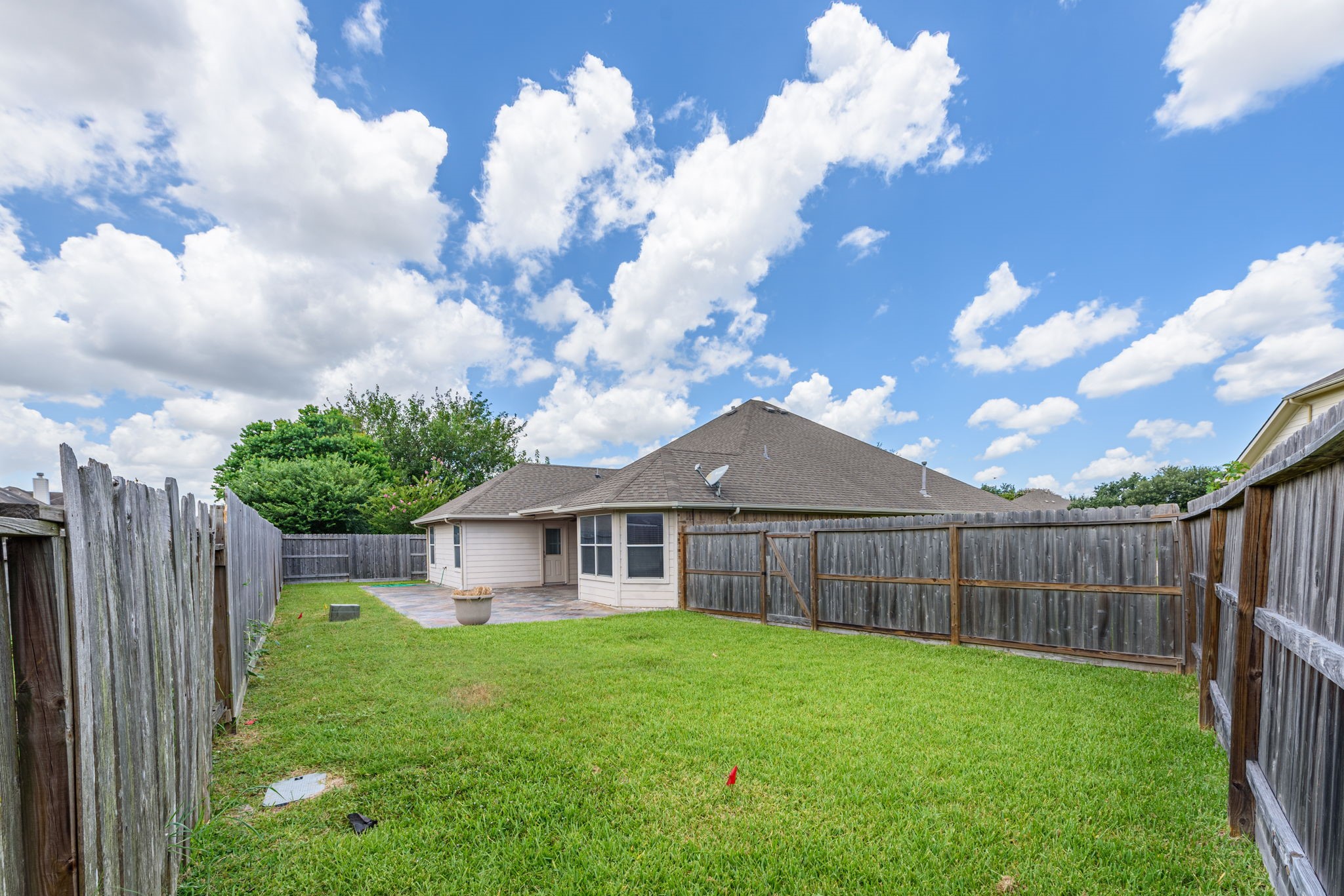 21011 Narrow Gate Drive Property Photo 25