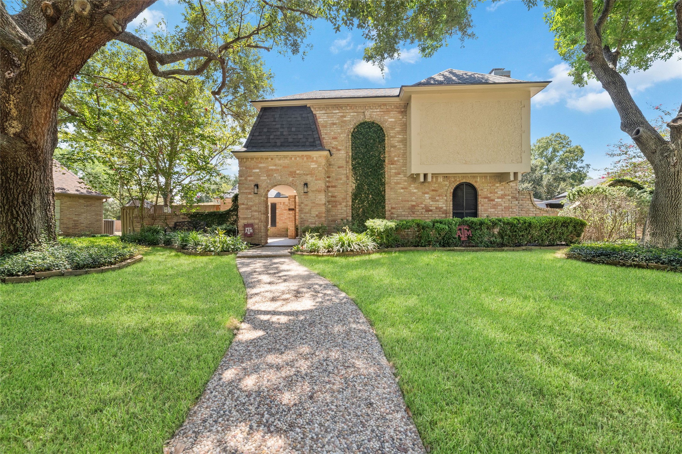 20307 Silbury Court Property Photo