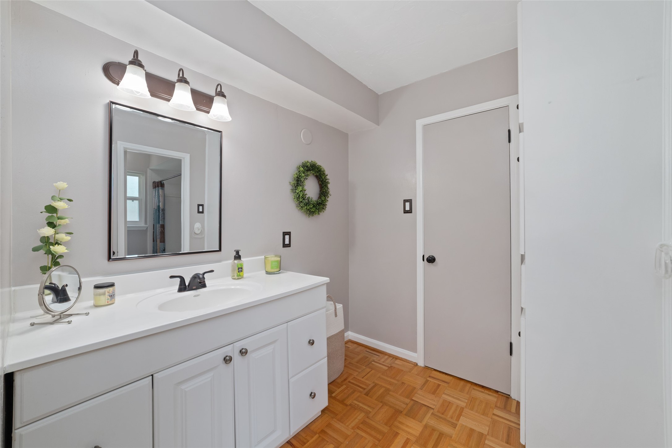 20307 Silbury Court Property Photo 32