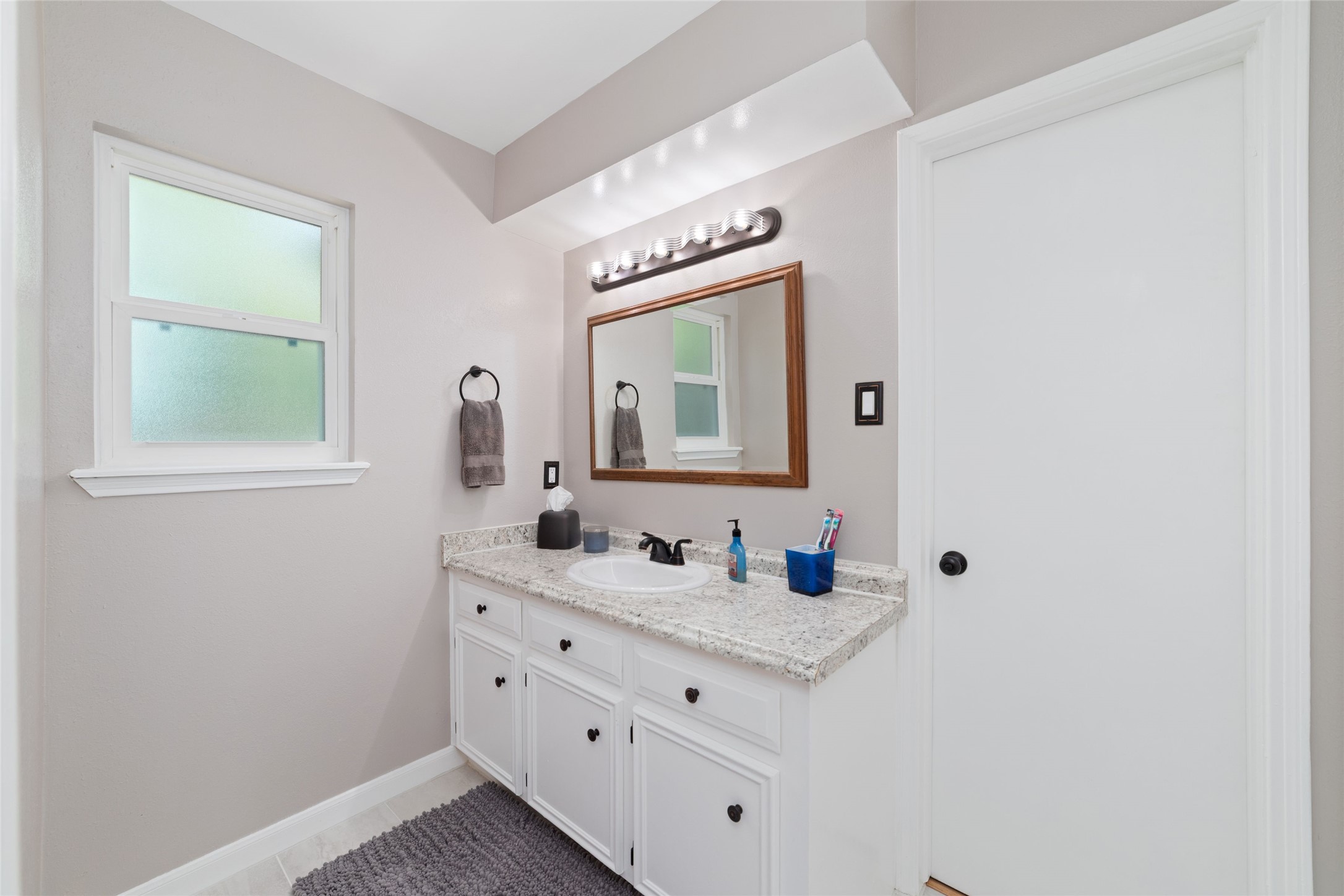 20307 Silbury Court Property Photo 35