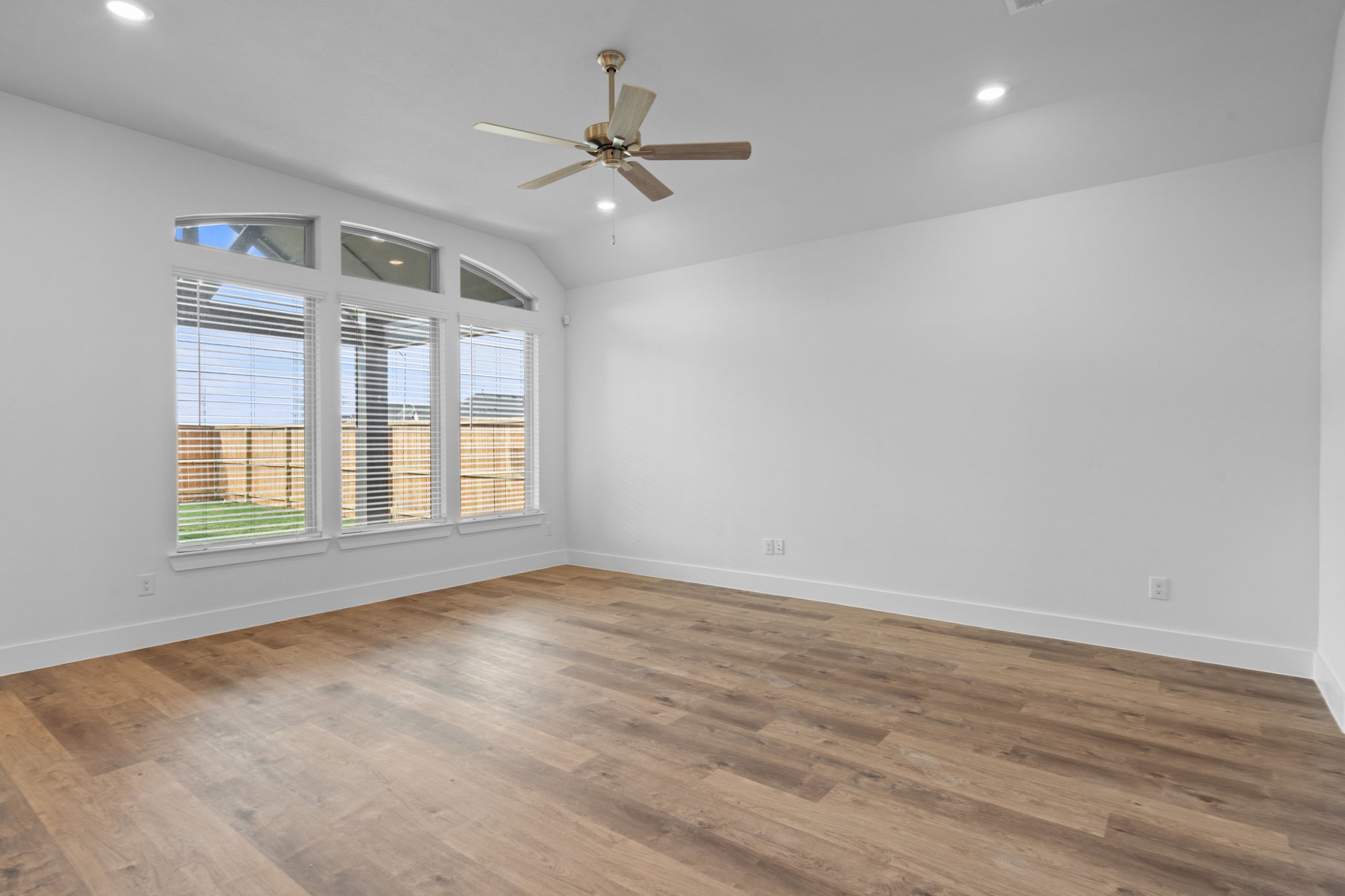 128 Coastal Prairie Drive Property Photo 9