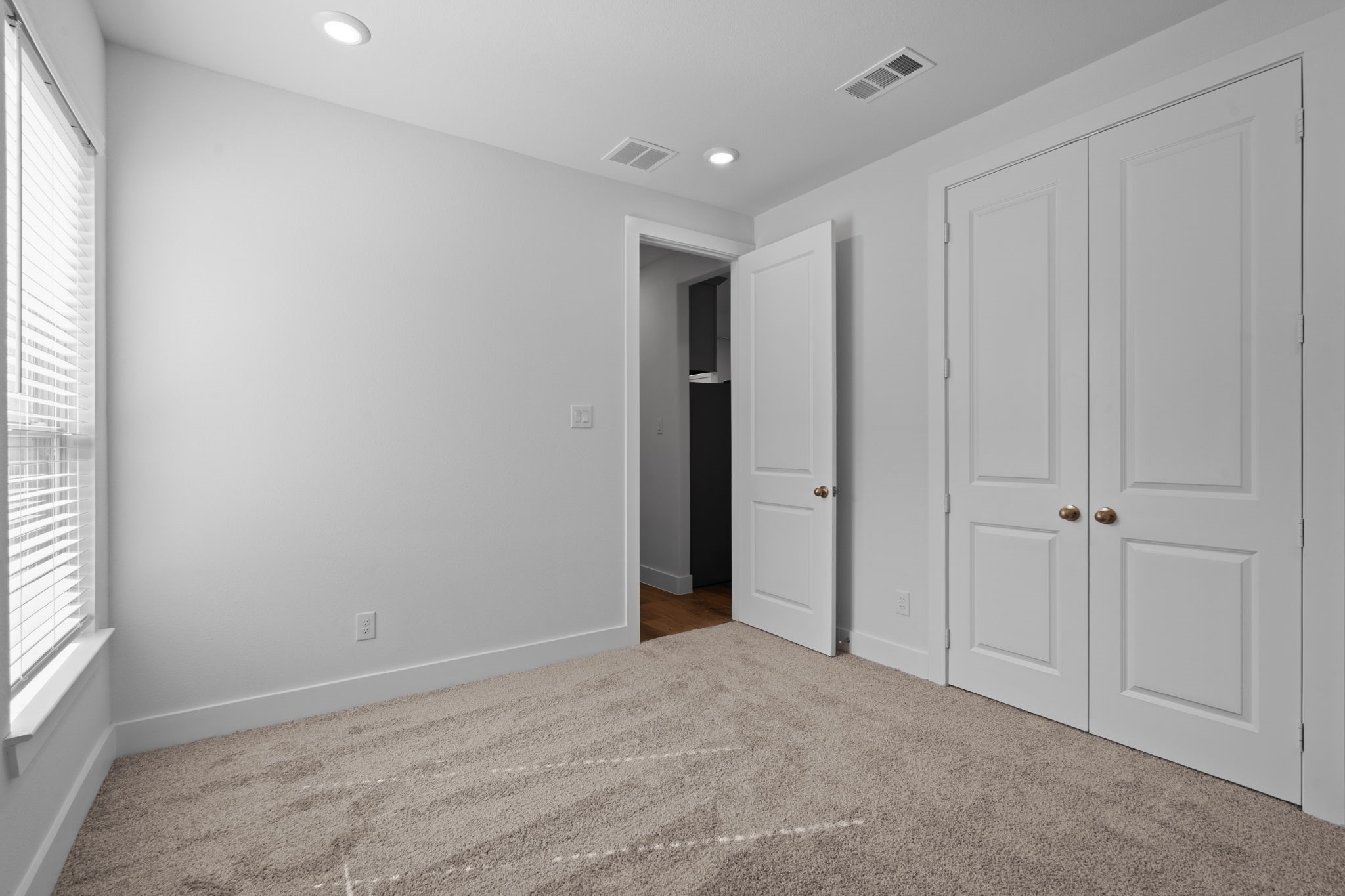 128 Coastal Prairie Drive Property Photo 18