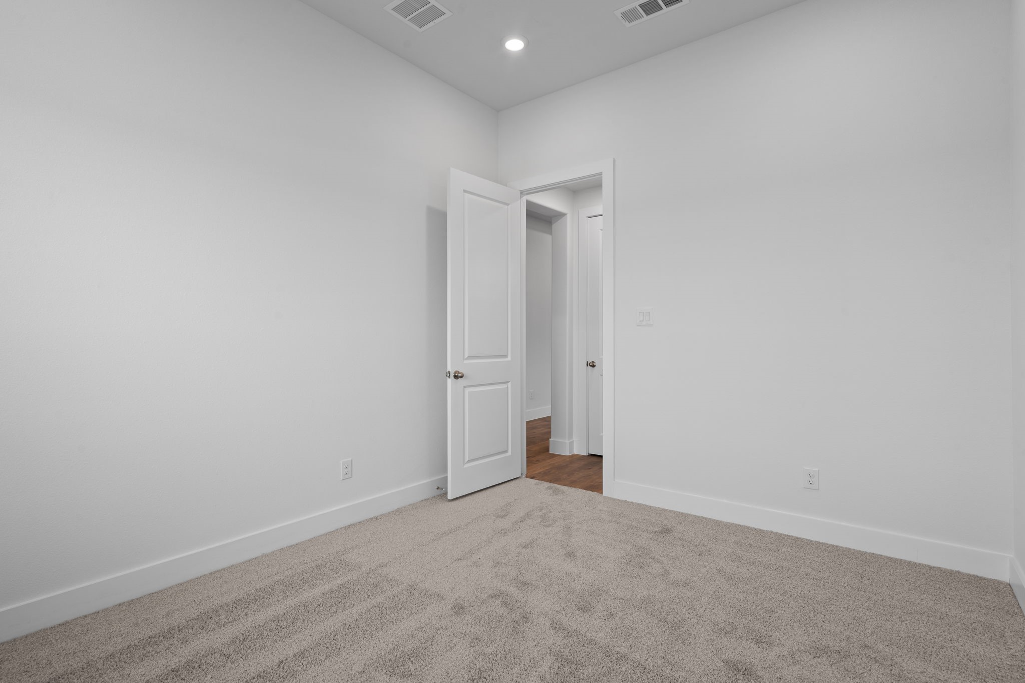 128 Coastal Prairie Drive Property Photo 24