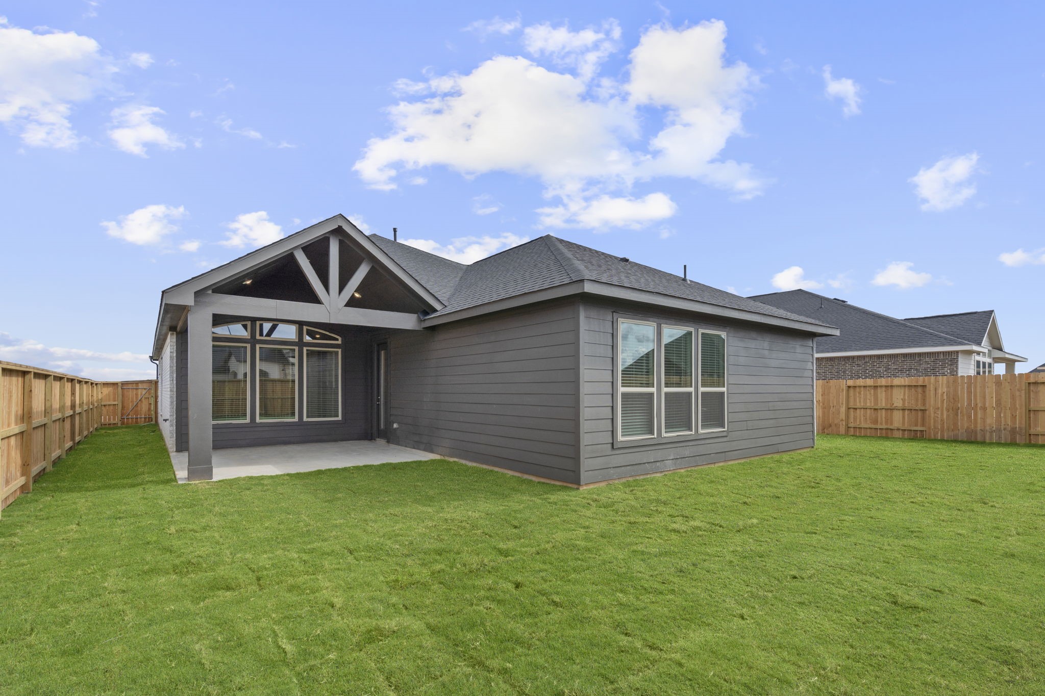 128 Coastal Prairie Drive Property Photo 28